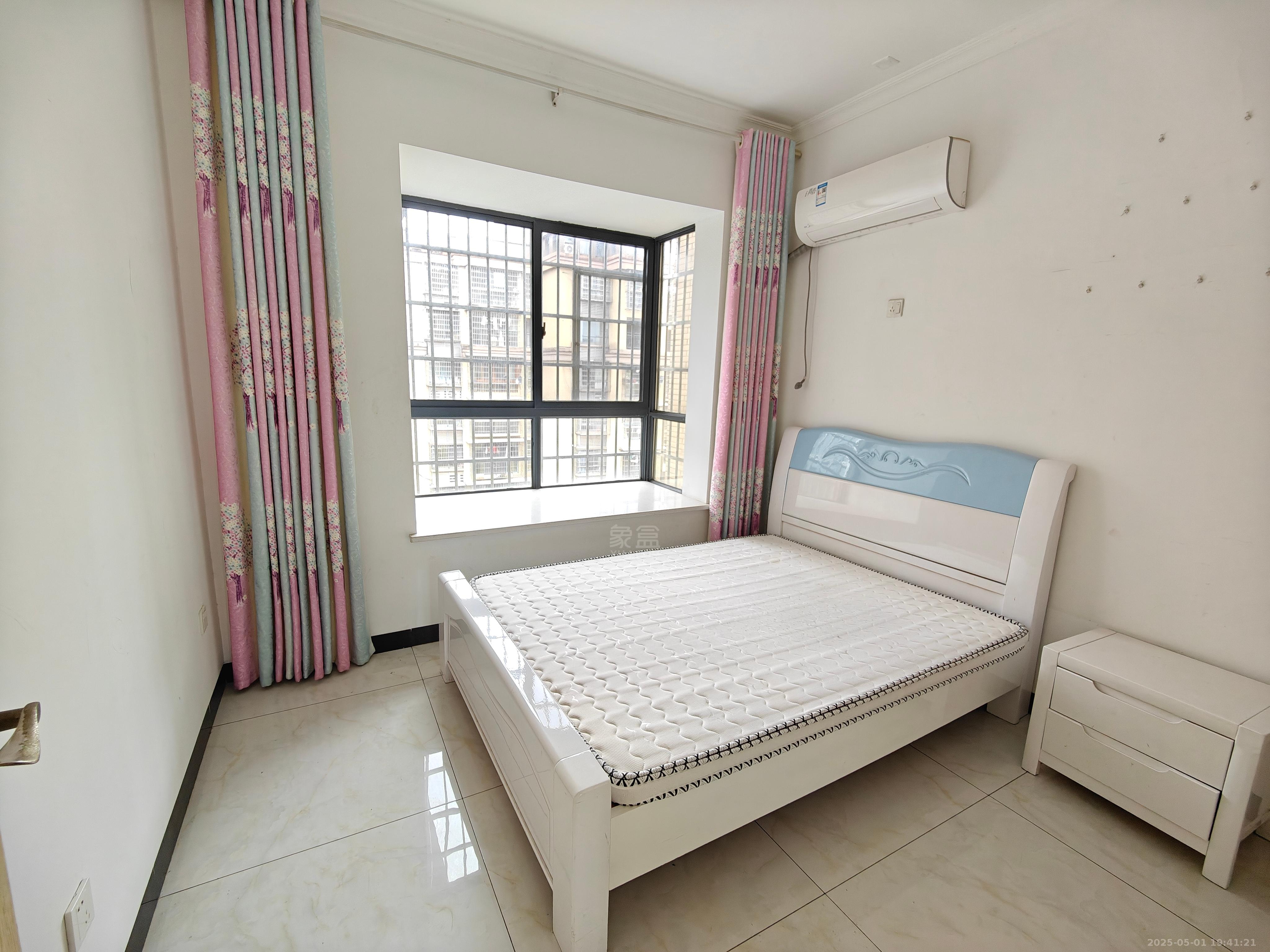 天元世家 2室2厅1卫 1500.0元/月 天元世家 2室2厅1卫 1500.0元/月室内图