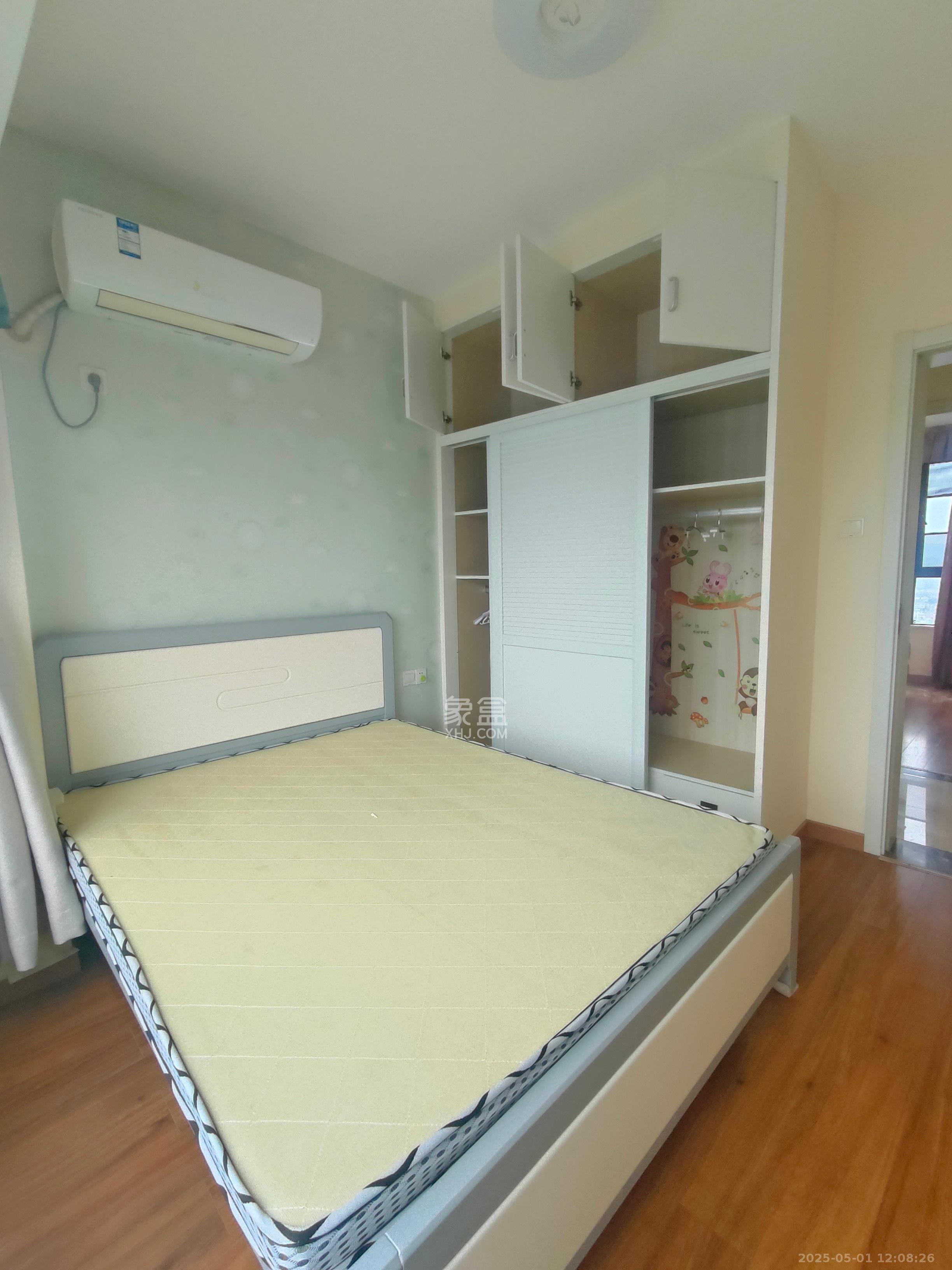 长房时代城  3室2厅1卫   2800.00元/月室内图