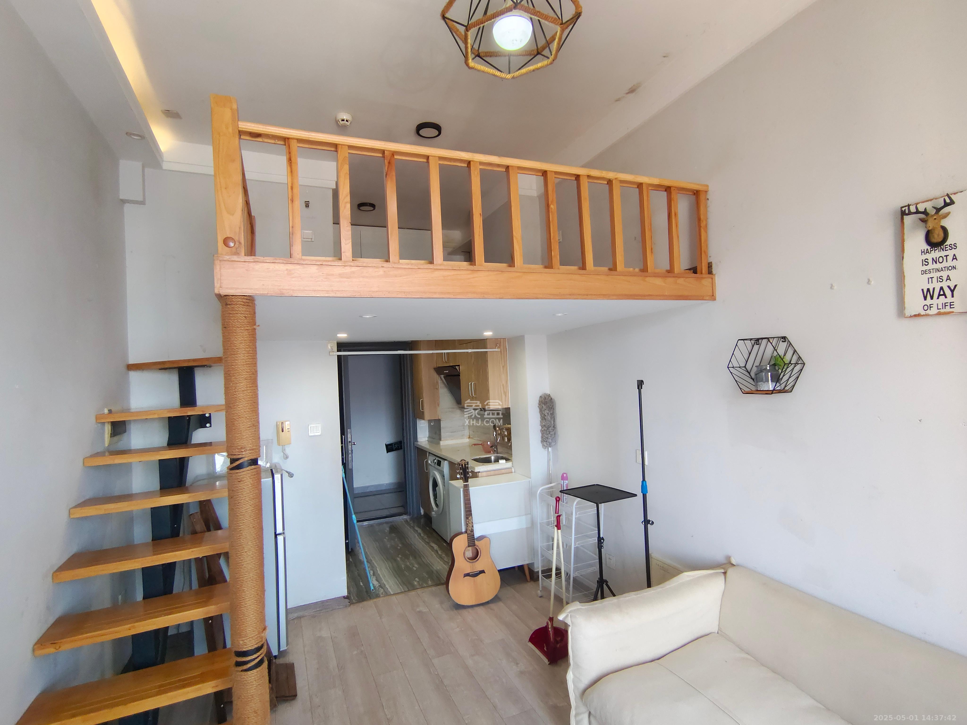 拿铁空间 1室1厅1卫 1600.0元/月 拿铁空间 1室1厅1卫 1600.0元/月室内图