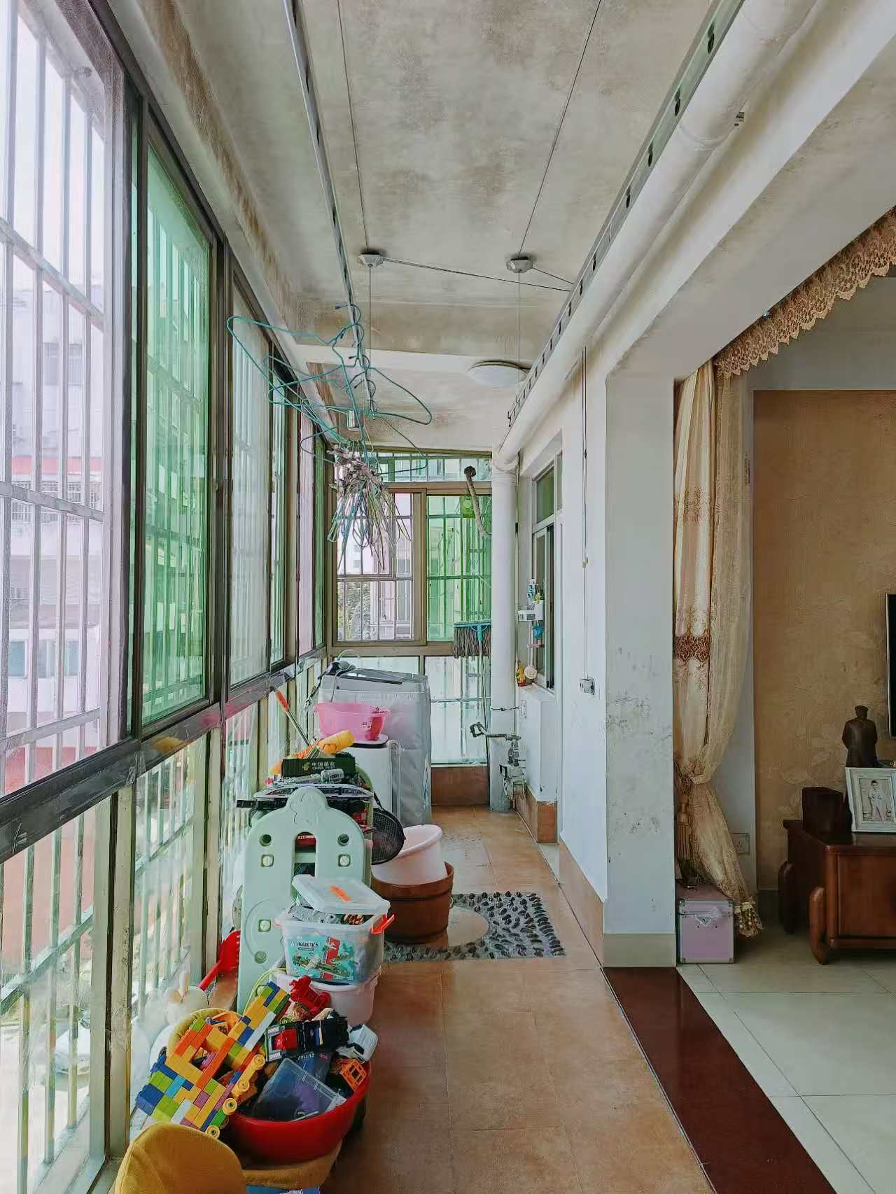 顺发新村  3室2厅2卫   108.00万室内图
