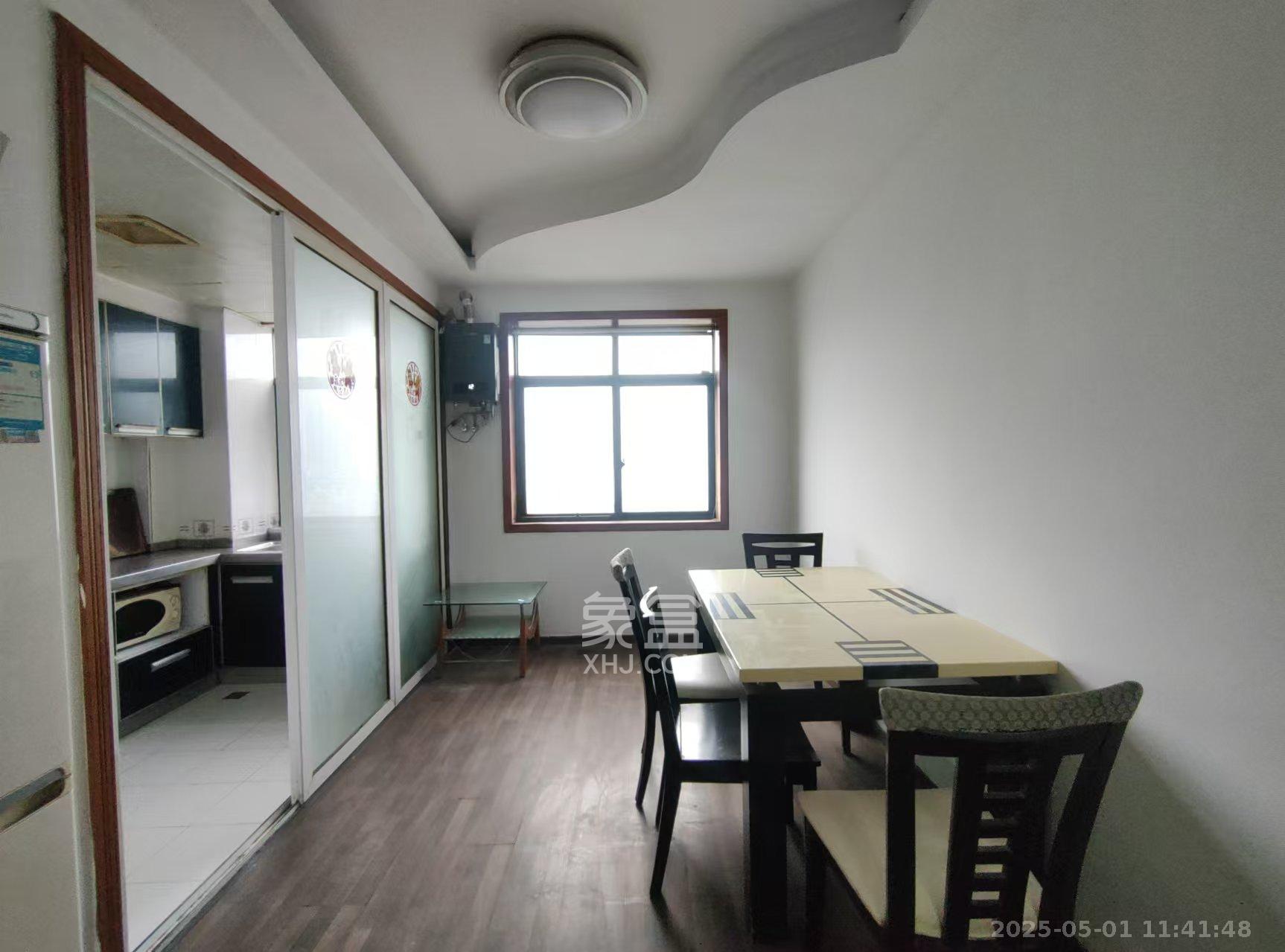 万煦园 3室2厅2卫 2200.0元/月 万煦园 3室2厅2卫 2200.0元/月室内图