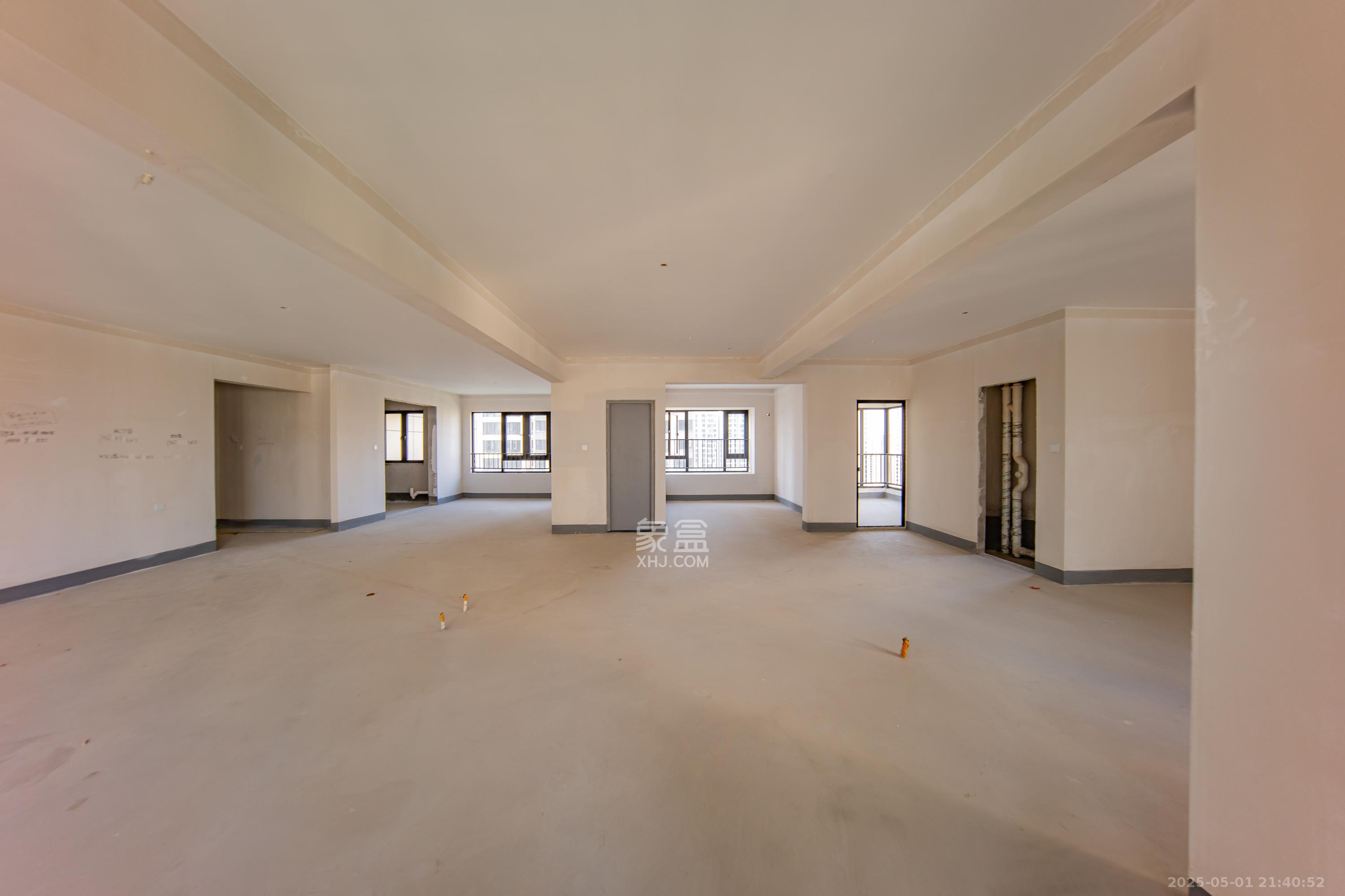 建投象山国际 4室2厅2卫 175.0万 建投象山国际 4室2厅2卫 175.0万卧室