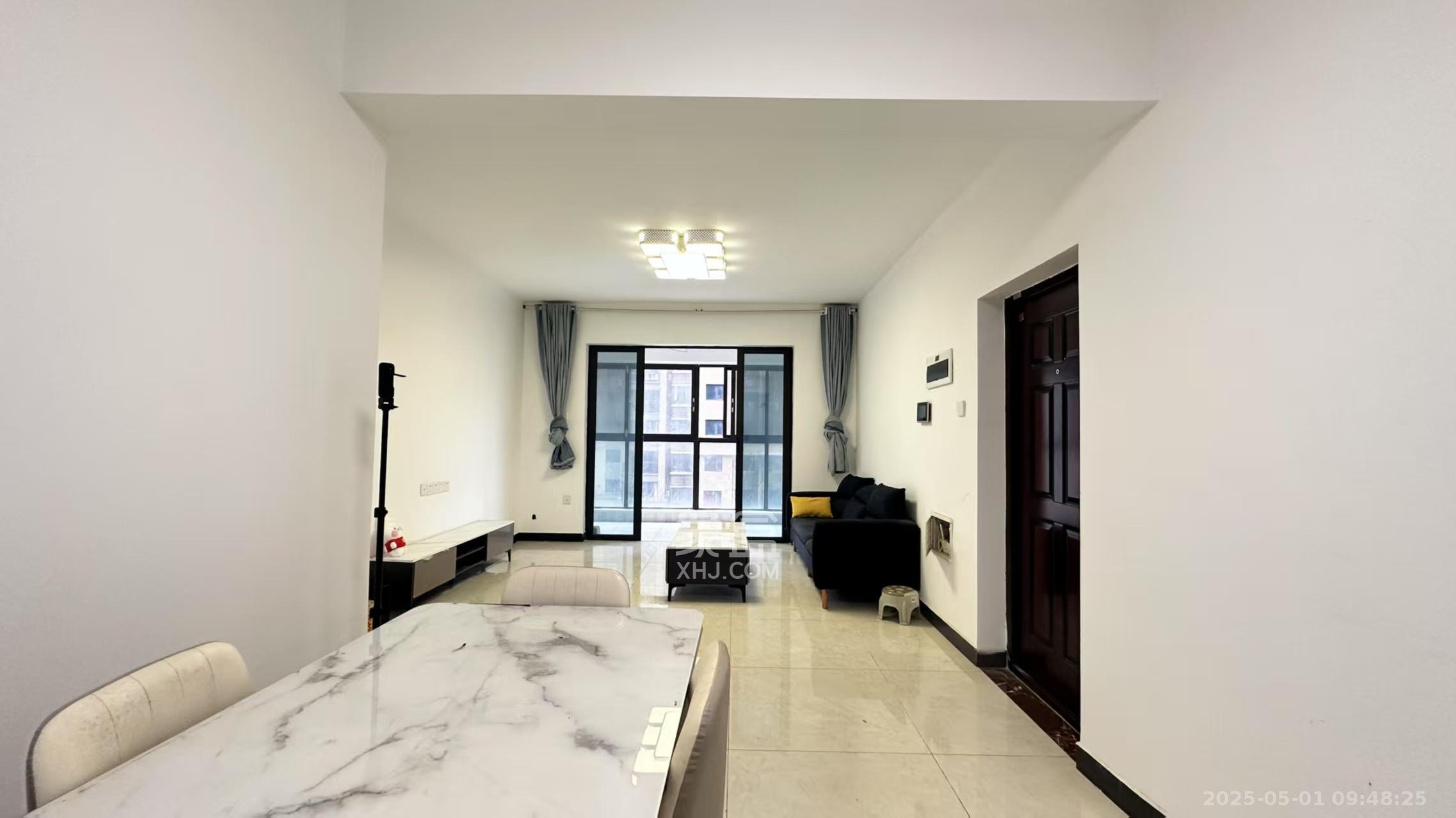 勤诚达境界城  4室2厅2卫    2200.0元/月 勤诚达境界城  4室2厅2卫    2200.0元/月室内图