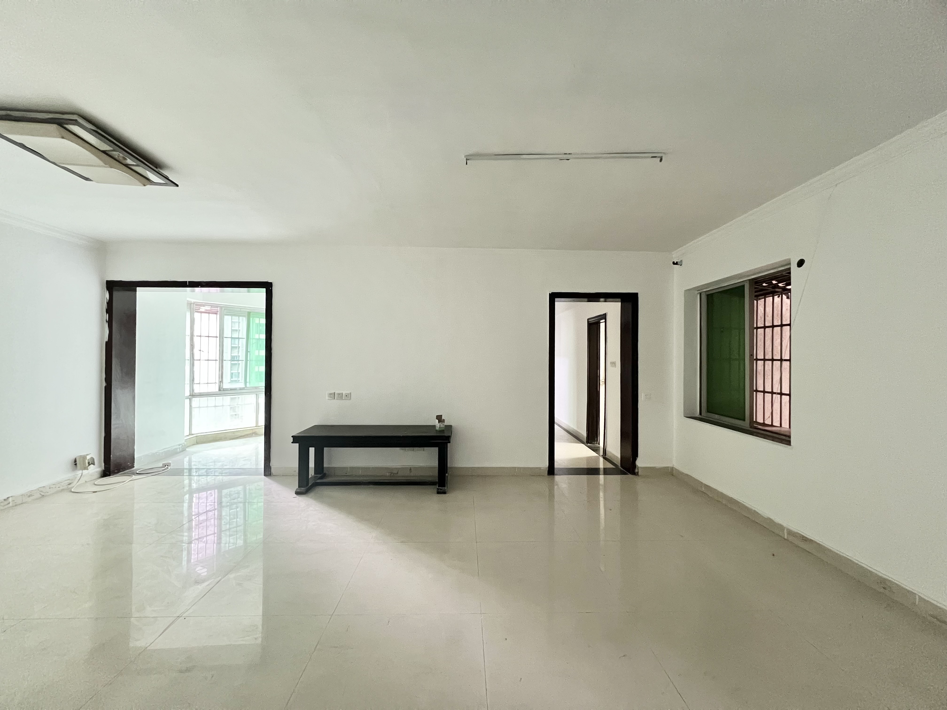 富豪大厦(富豪花园) 3室2厅2卫 2500.0元/月 富豪大厦(富豪花园) 3室2厅2卫 2500.0元/月室内图