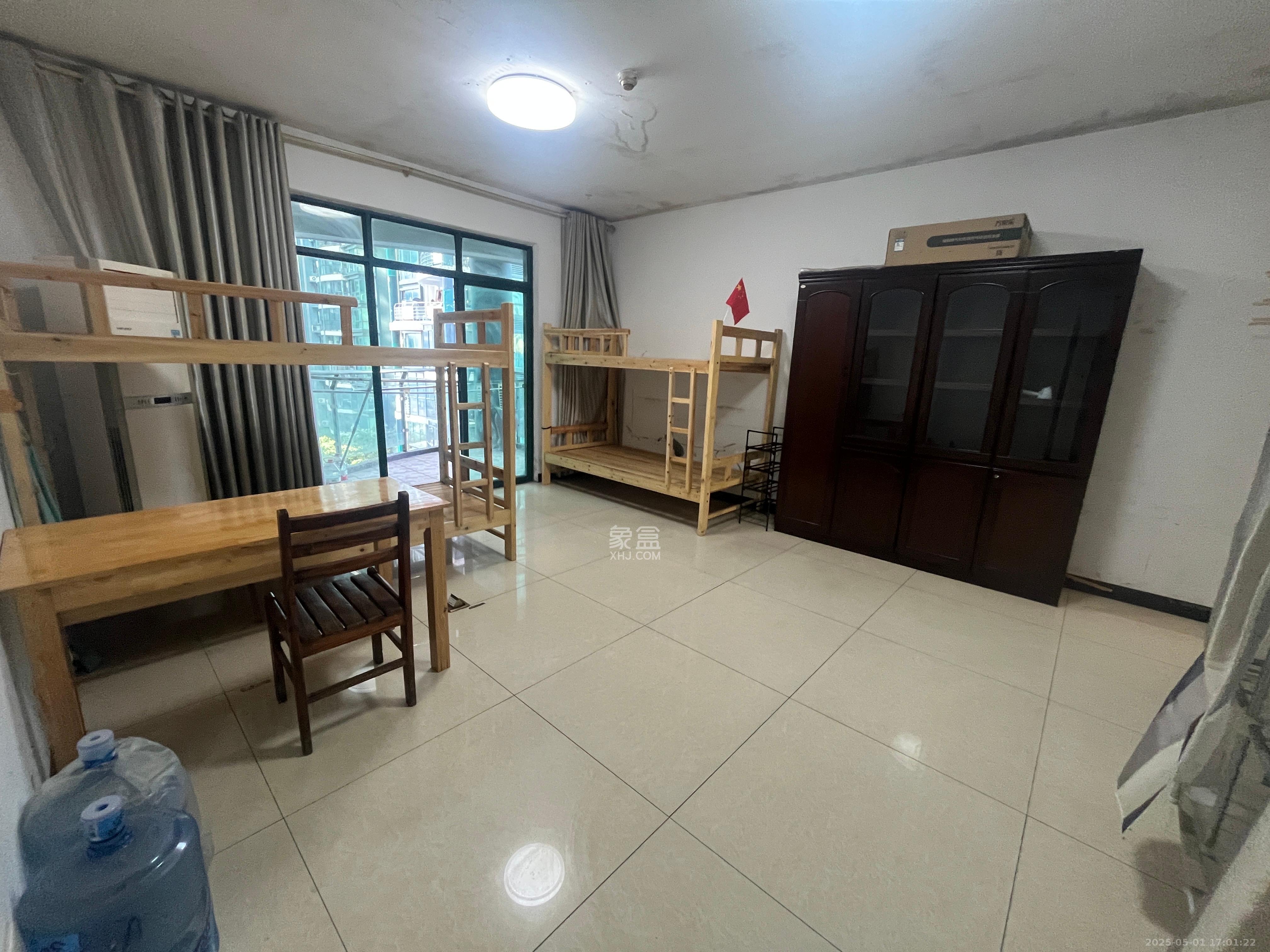 华盛新外滩 4室2厅2卫 4200.0元/月 华盛新外滩 4室2厅2卫 4200.0元/月室内图