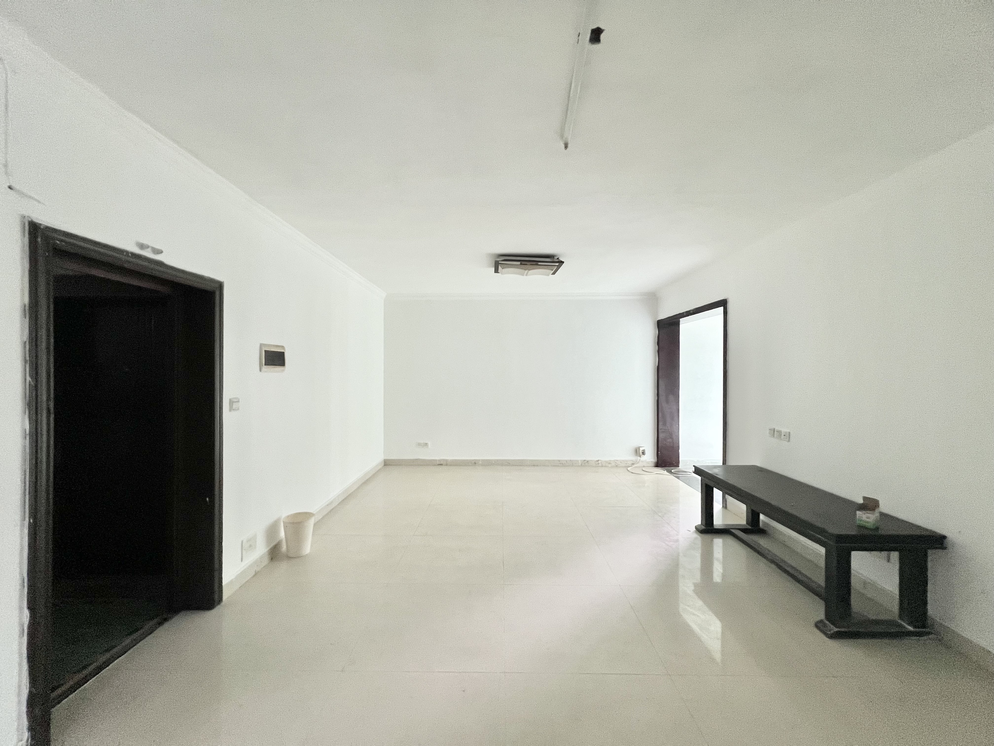 富豪大厦(富豪花园) 3室2厅2卫 2500.0元/月 富豪大厦(富豪花园) 3室2厅2卫 2500.0元/月室内图