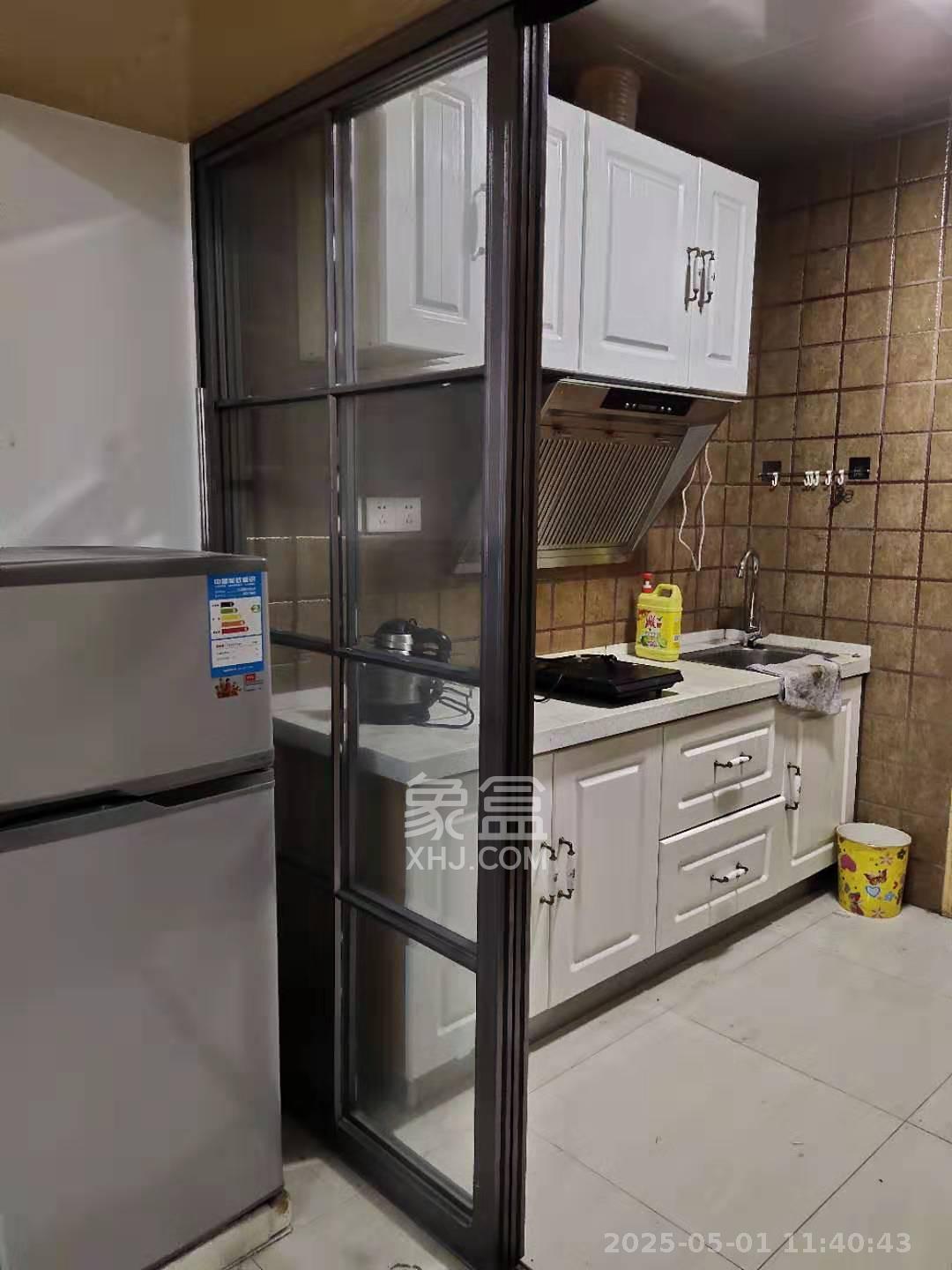 长房时代城  1室1厅1卫   1750.00元/月