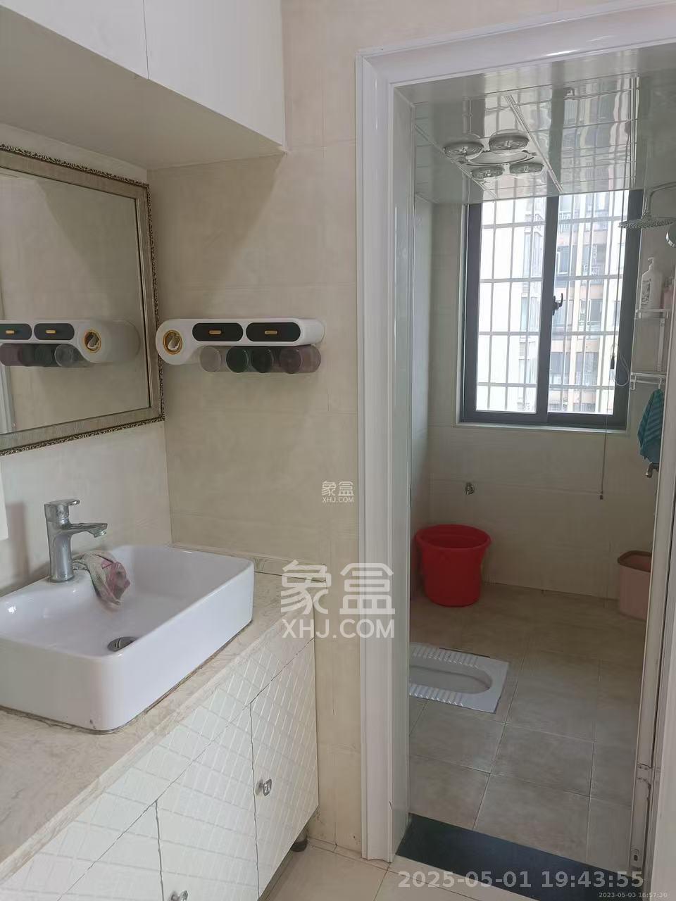 鑫远御文台一期  2室1厅1卫   2200.00元/月室内图