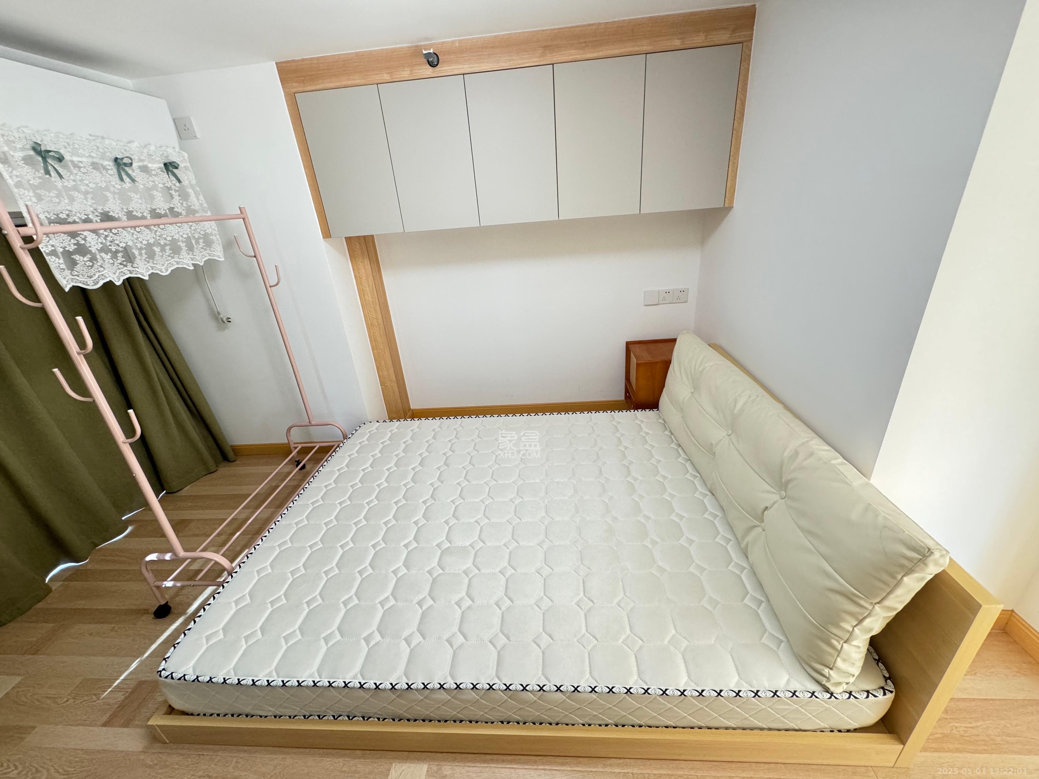 保利天禧EF区  2室2厅1卫   3200.00元/月室内图