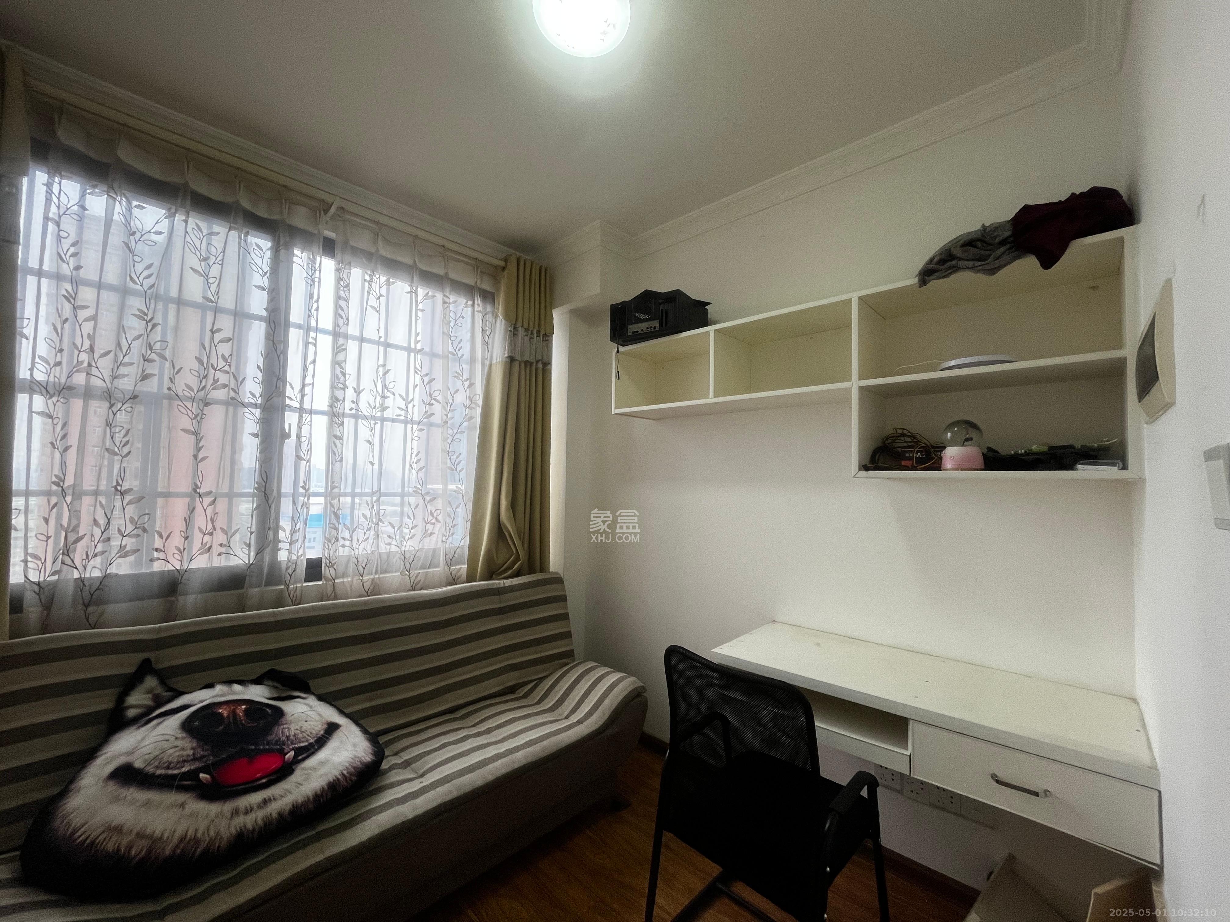 海德公园  3室2厅1卫    1700.0元/月室内图