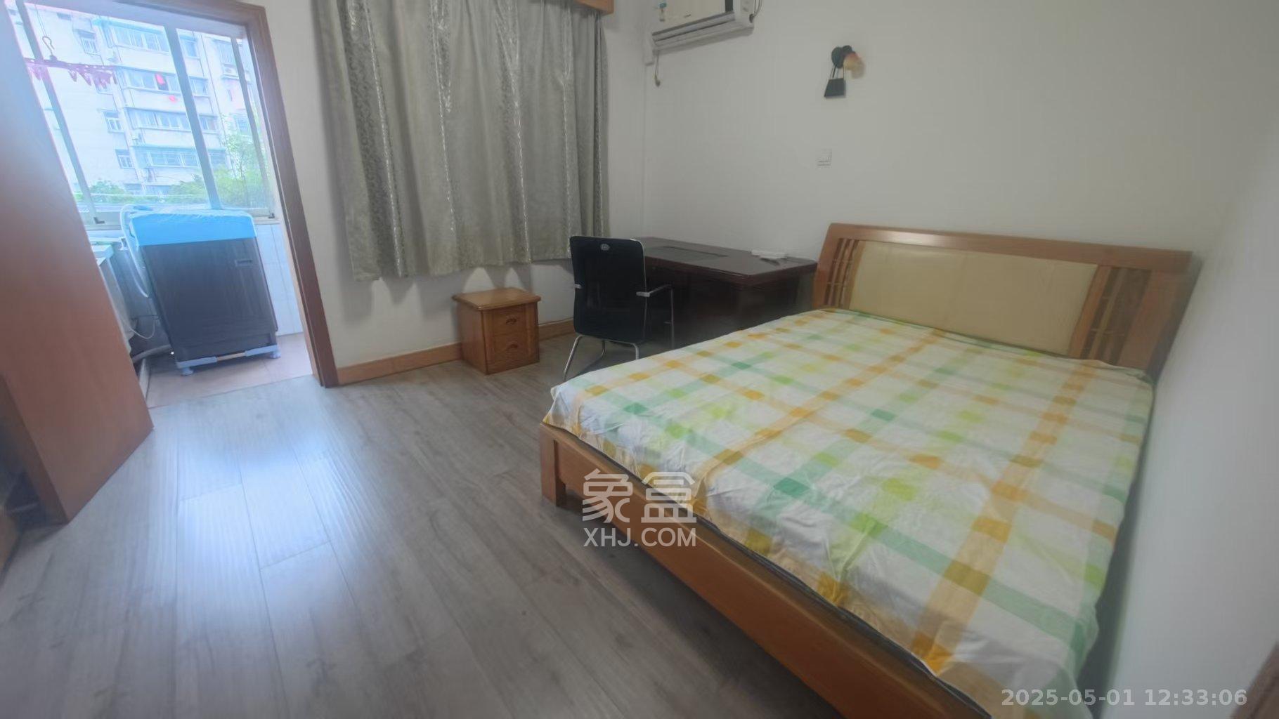 航天大院 3室2厅1卫 2600.0元/月 航天大院 3室2厅1卫 2600.0元/月室内图