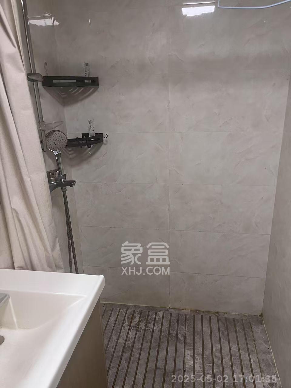 卓越浅水湾  1室1厅1卫   1650.00元/月室内图