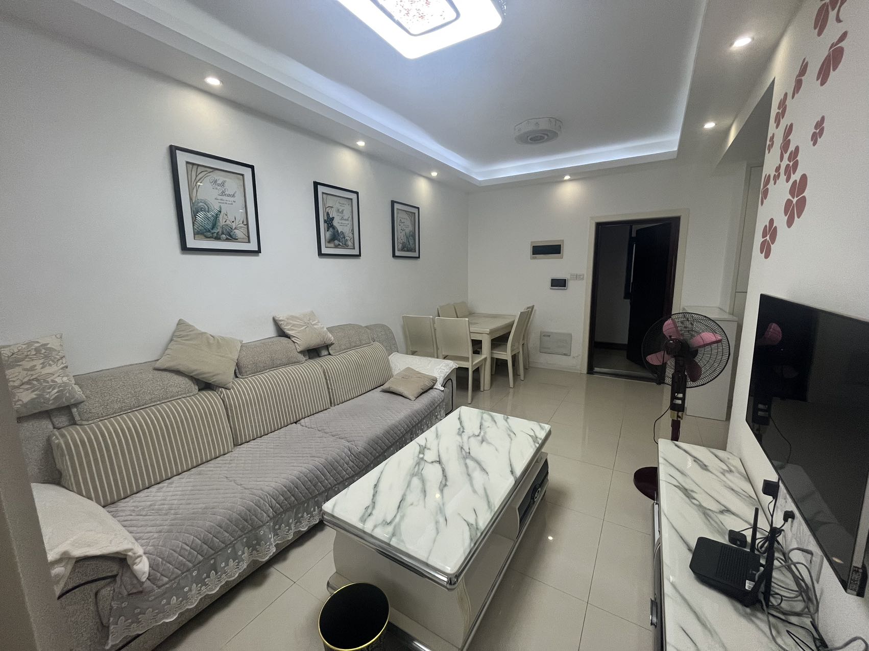 梓山湖领御 2室1厅1卫 33.8万 梓山湖领御 2室1厅1卫 33.8万室内图