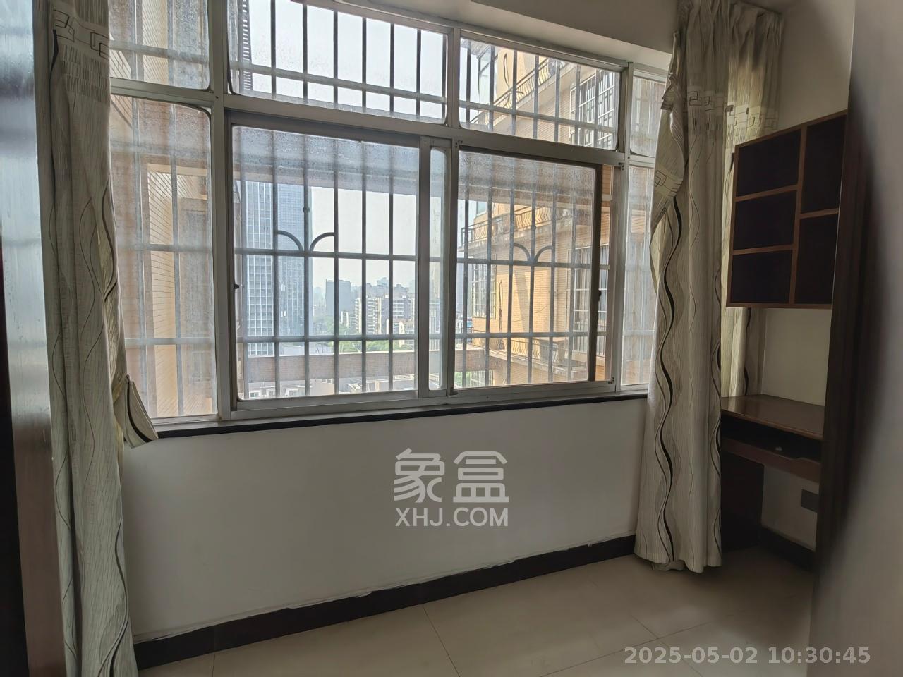 雄踞都市东家  2室1厅1卫    2000.0元/月