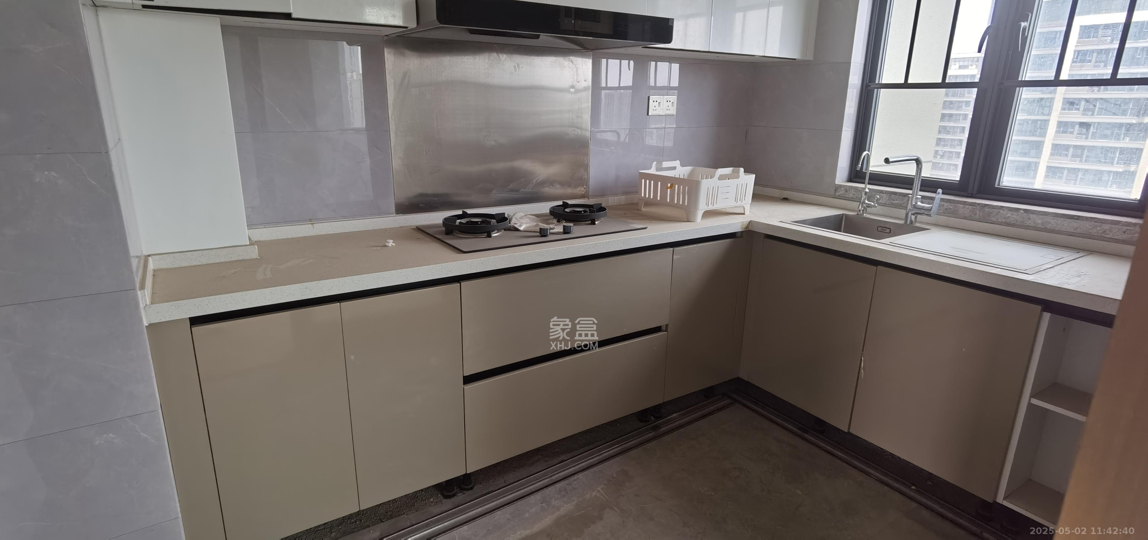 中国铁建湘语梅溪 4室2厅2卫 3500.0元/月 中国铁建湘语梅溪 4室2厅2卫 3500.0元/月室内图