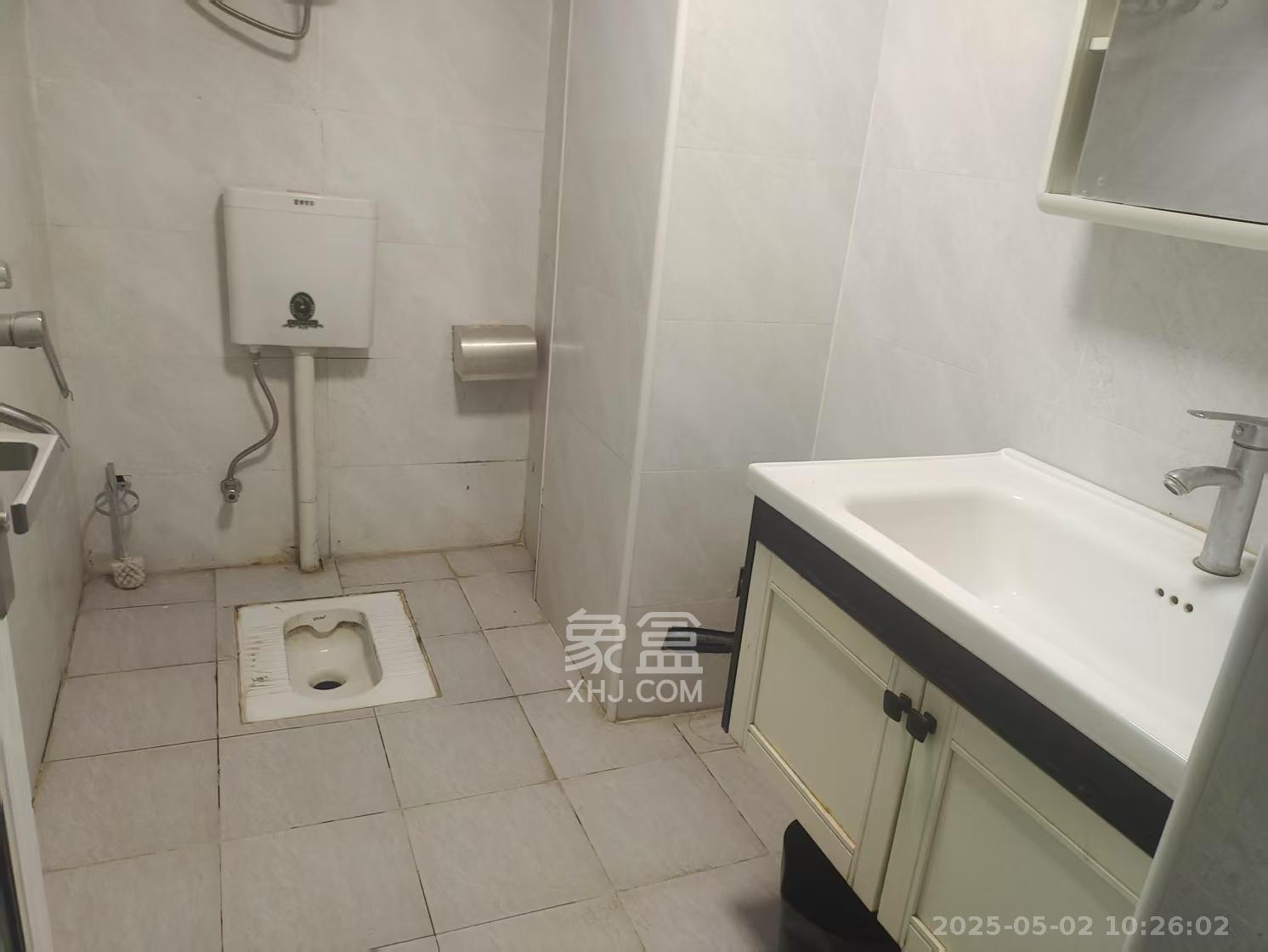 鑫远御文台一期  1室0厅0卫    1800.0元/月