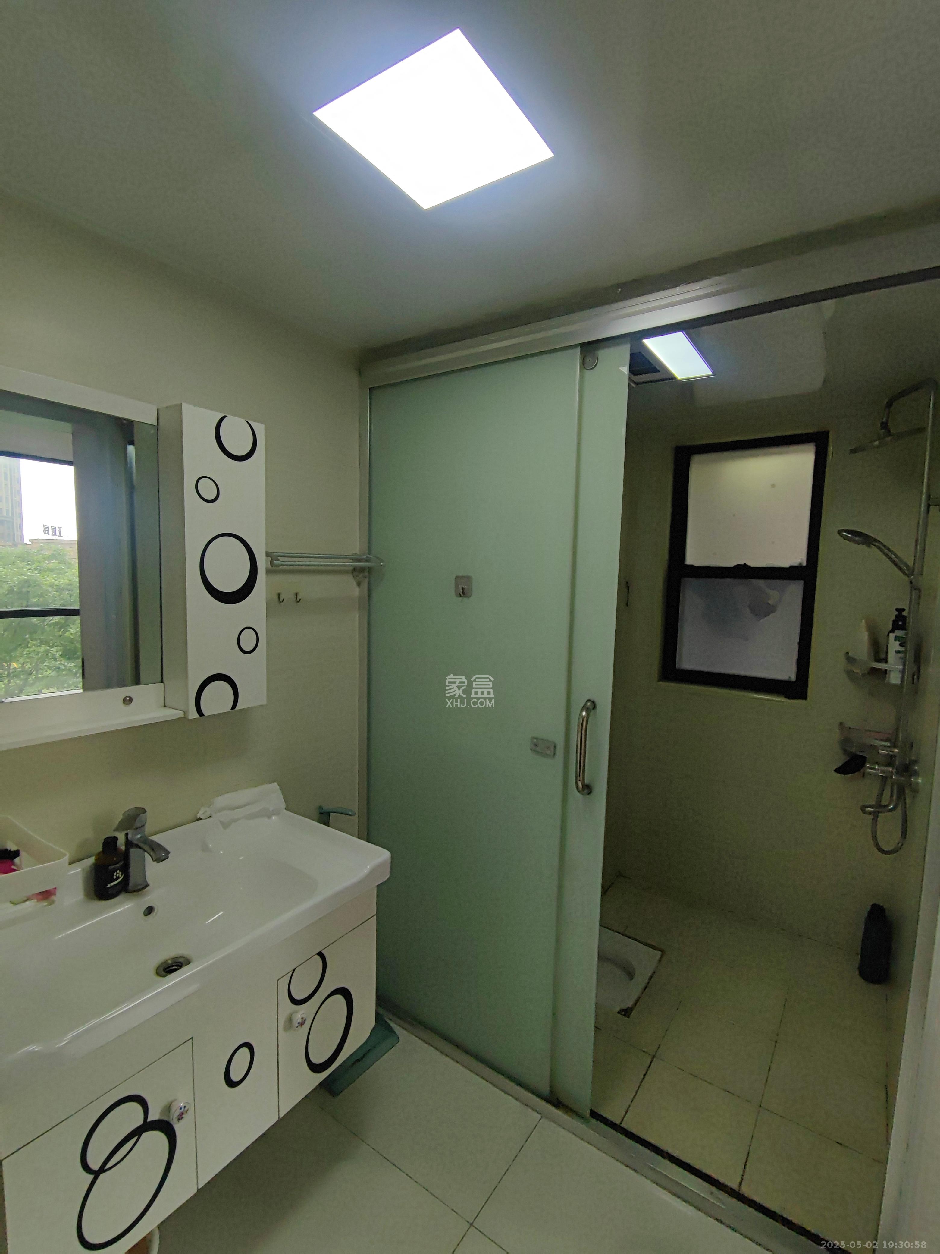 中建梅溪湖中心  3室2厅2卫   2800.00元/月室内图