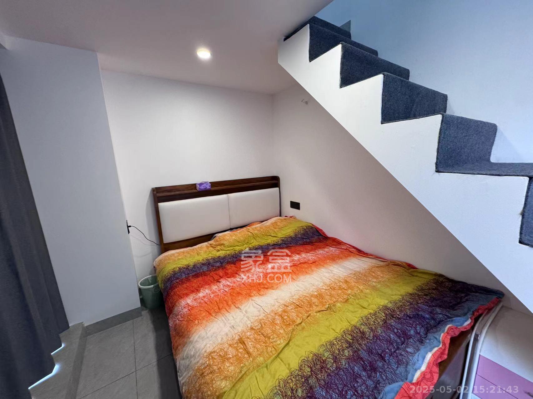 新长海D1站 1室0厅0卫 1400.0元/月 新长海D1站 1室0厅0卫 1400.0元/月室内图