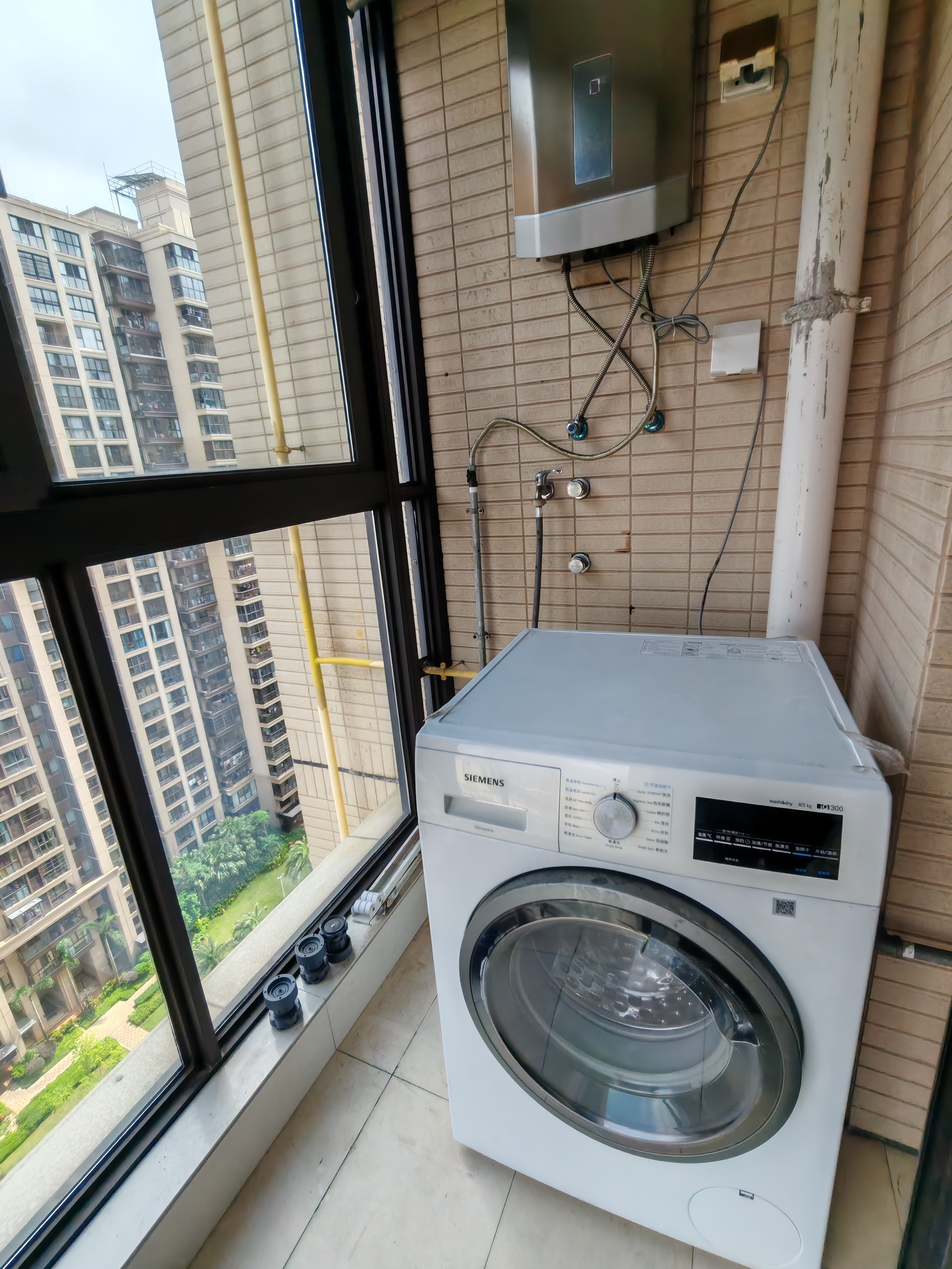 中海锦城  4室2厅2卫    3800.0元/月户型图