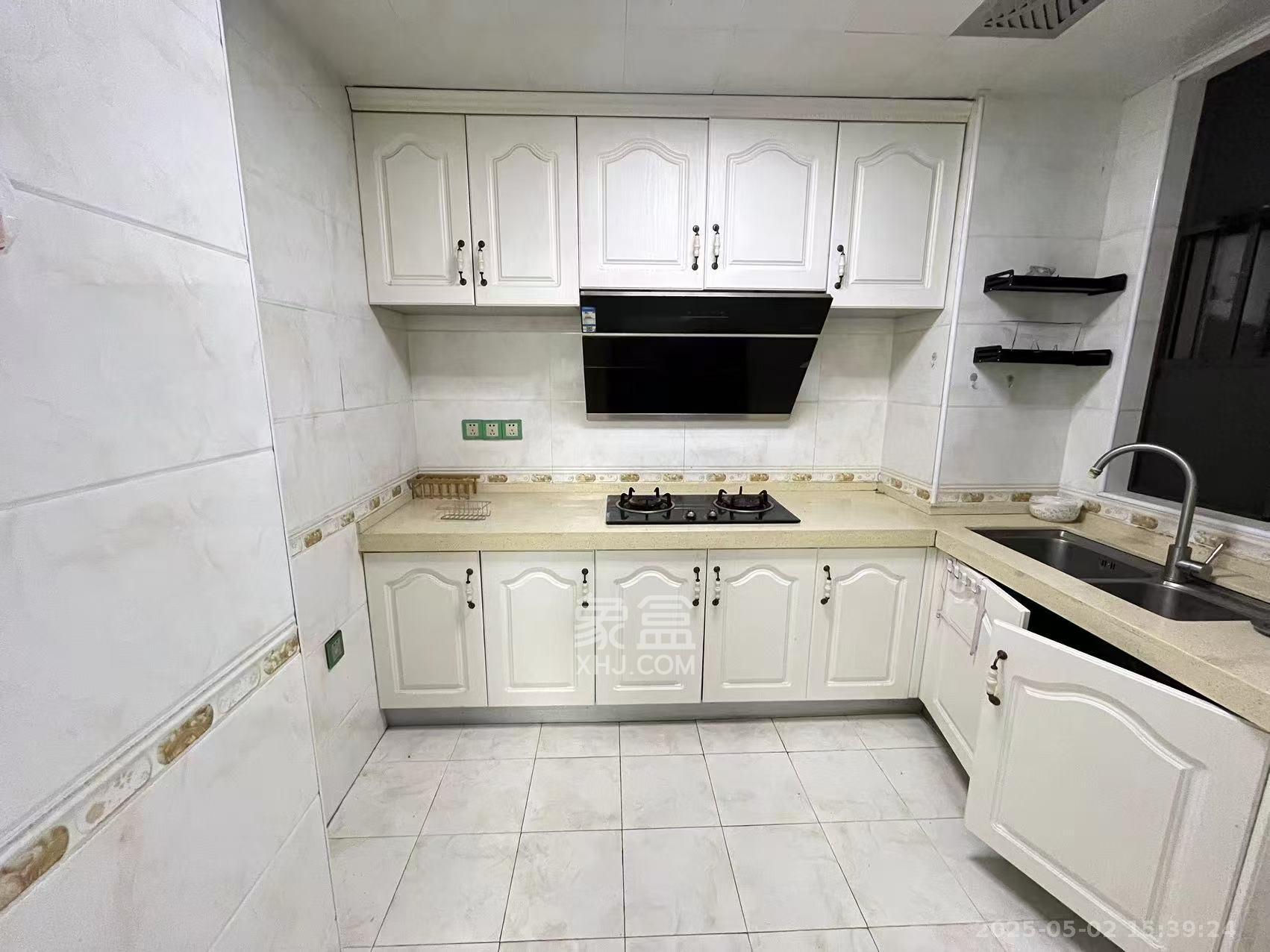 合能洋湖公馆 3室2厅2卫 2800.0元/月 合能洋湖公馆 3室2厅2卫 2800.0元/月室内图