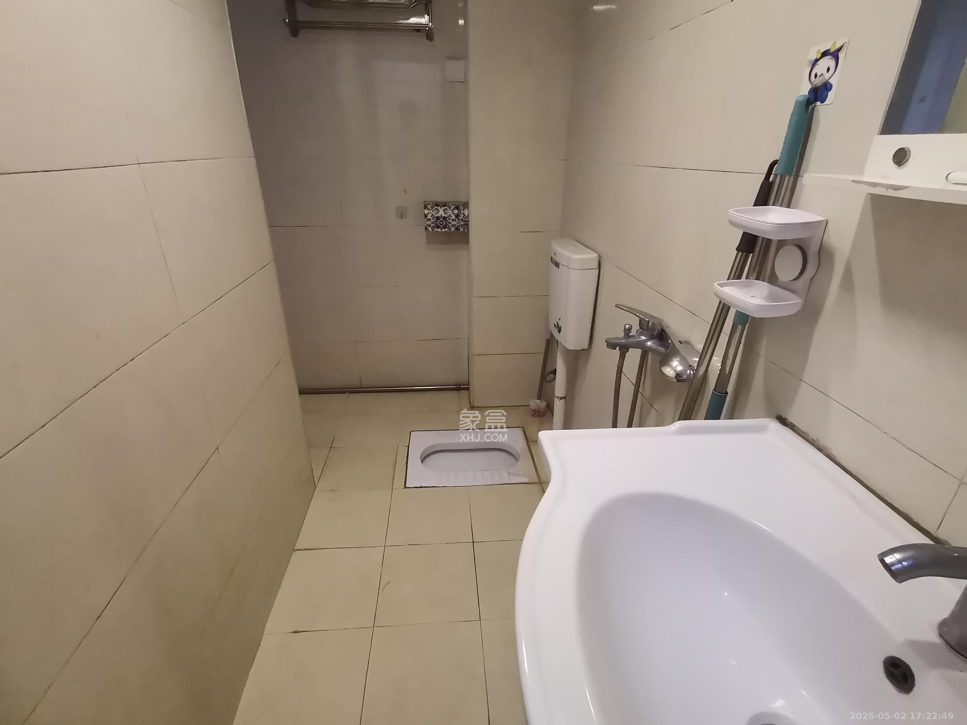 万象美域  1室1厅1卫   1600.00元/月室内图