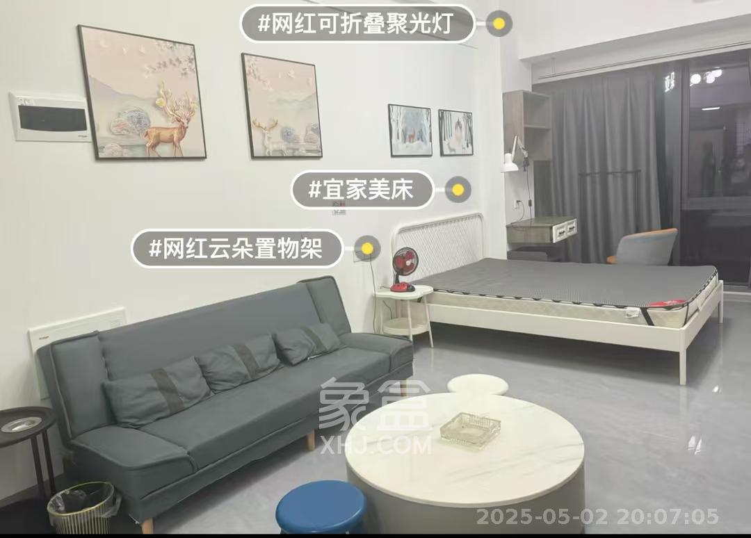 万润时光里  1室1厅1卫   1800.00元/月室内图