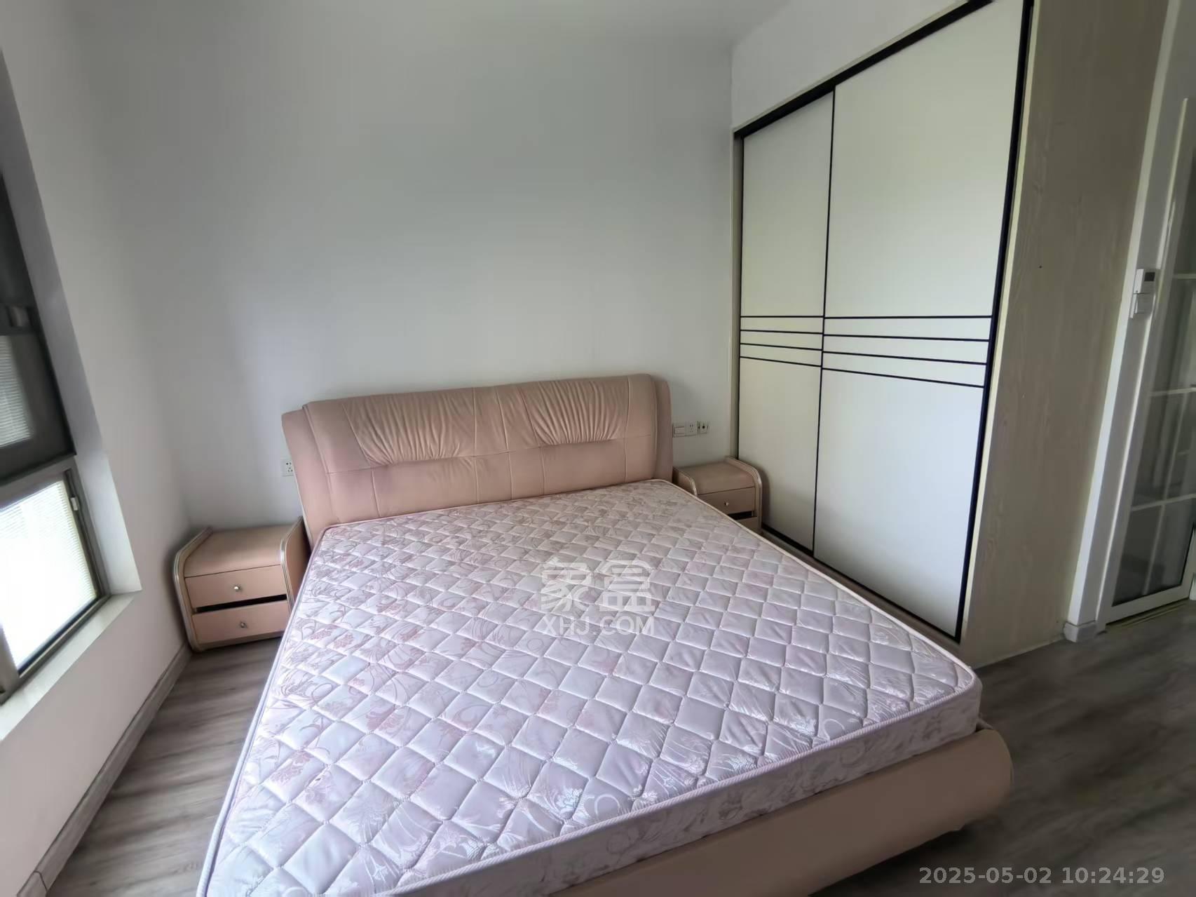 梅溪湖金茂湾  4室2厅2卫   3400.00元/月室内图