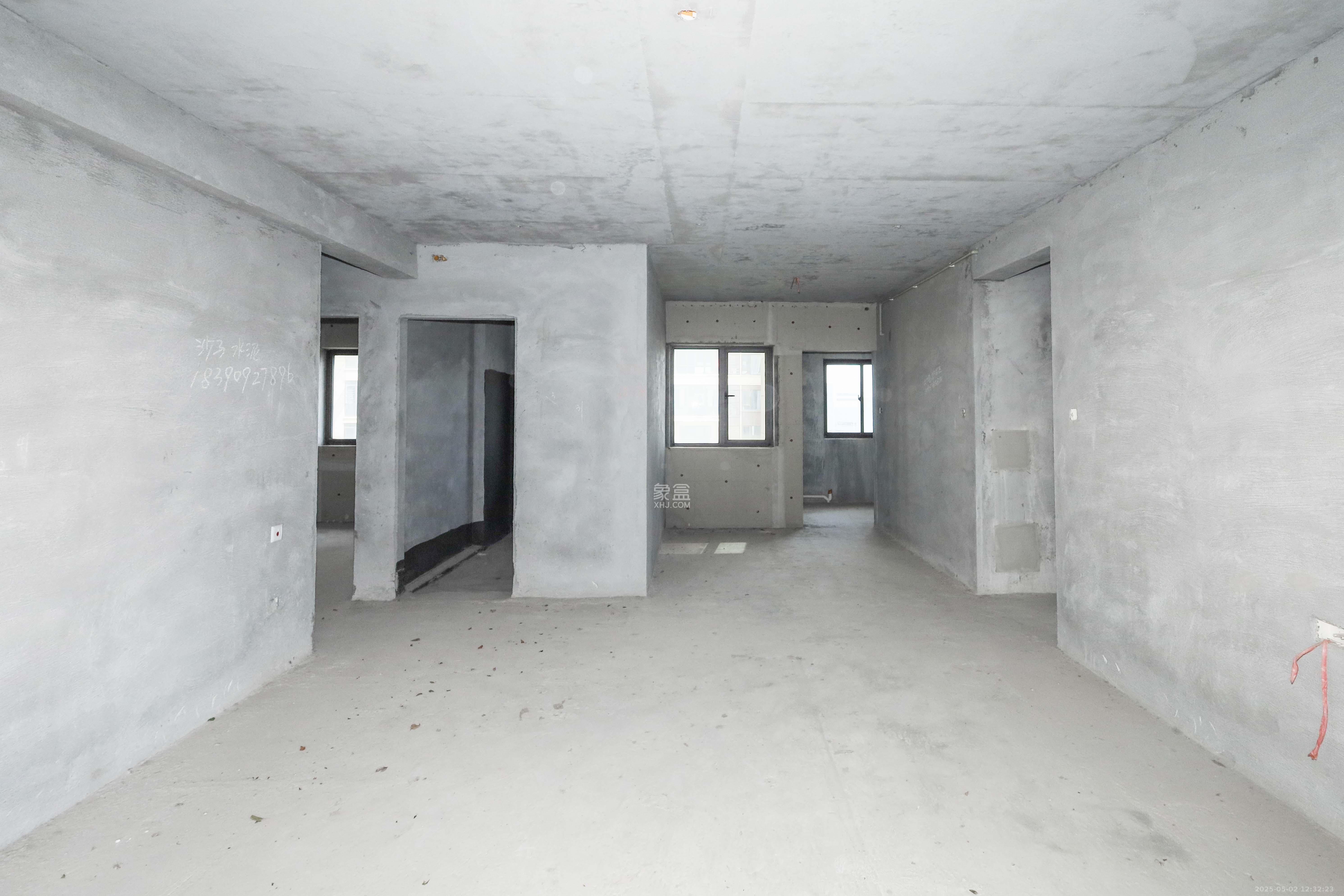 中梁云麓传奇  3室2厅2卫    108.8万 中梁云麓传奇  3室2厅2卫    108.8万客厅