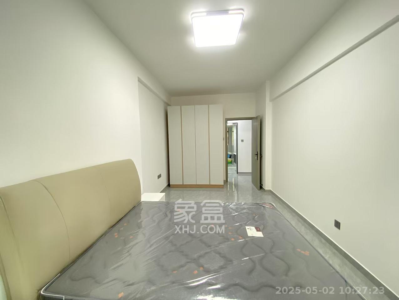 沁园春御院  3室2厅1卫    2400.0元/月