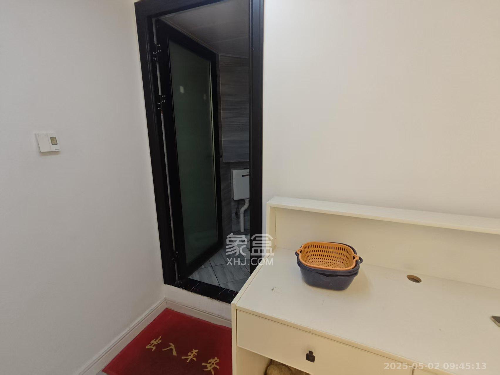 东友星座 1室1厅0卫 2700.0元/月 东友星座 1室1厅0卫 2700.0元/月室内图