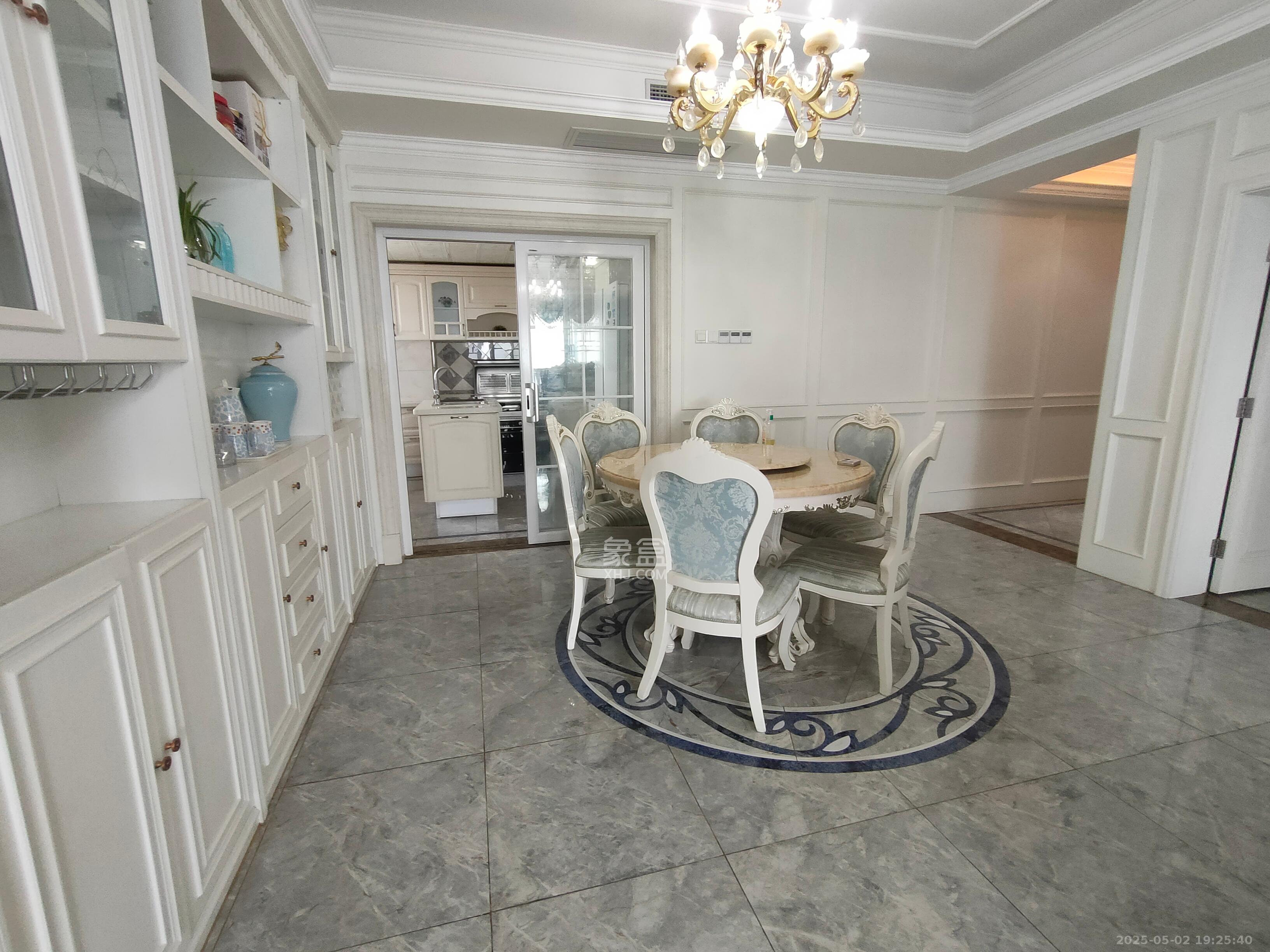 碧桂园威尼斯城  3室2厅2卫    4800.0元/月 碧桂园威尼斯城  3室2厅2卫    4800.0元/月室内图