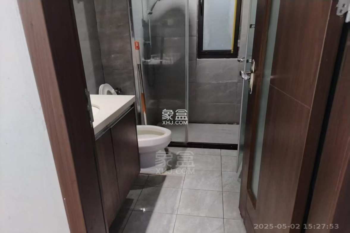 城际空间站 3室2厅2卫 1700.0元/月 城际空间站 3室2厅2卫 1700.0元/月室内图