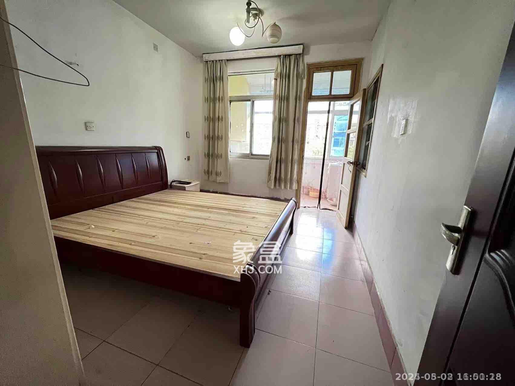 中南家园 1室2厅1卫 1800.0元/月 中南家园 1室2厅1卫 1800.0元/月室内图