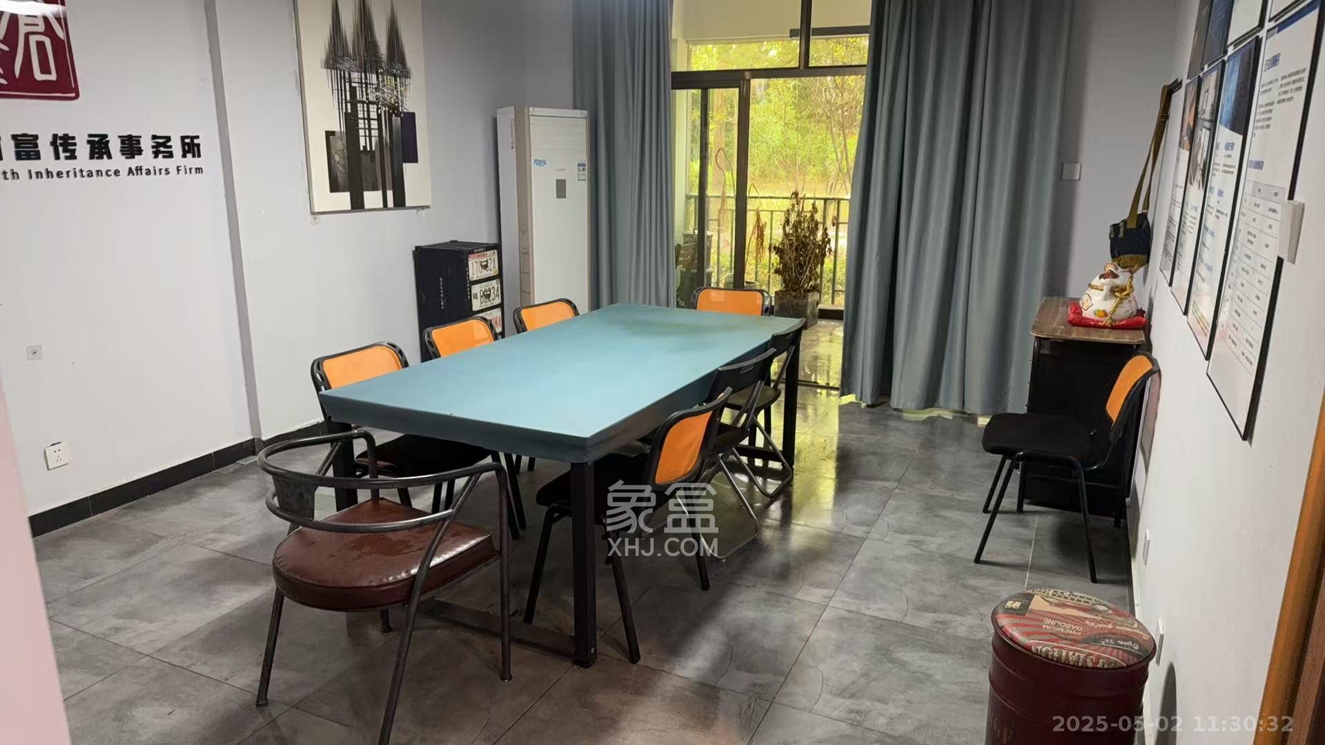 香樟鑫都 3室2厅2卫 2800.0元/月 香樟鑫都 3室2厅2卫 2800.0元/月室内图