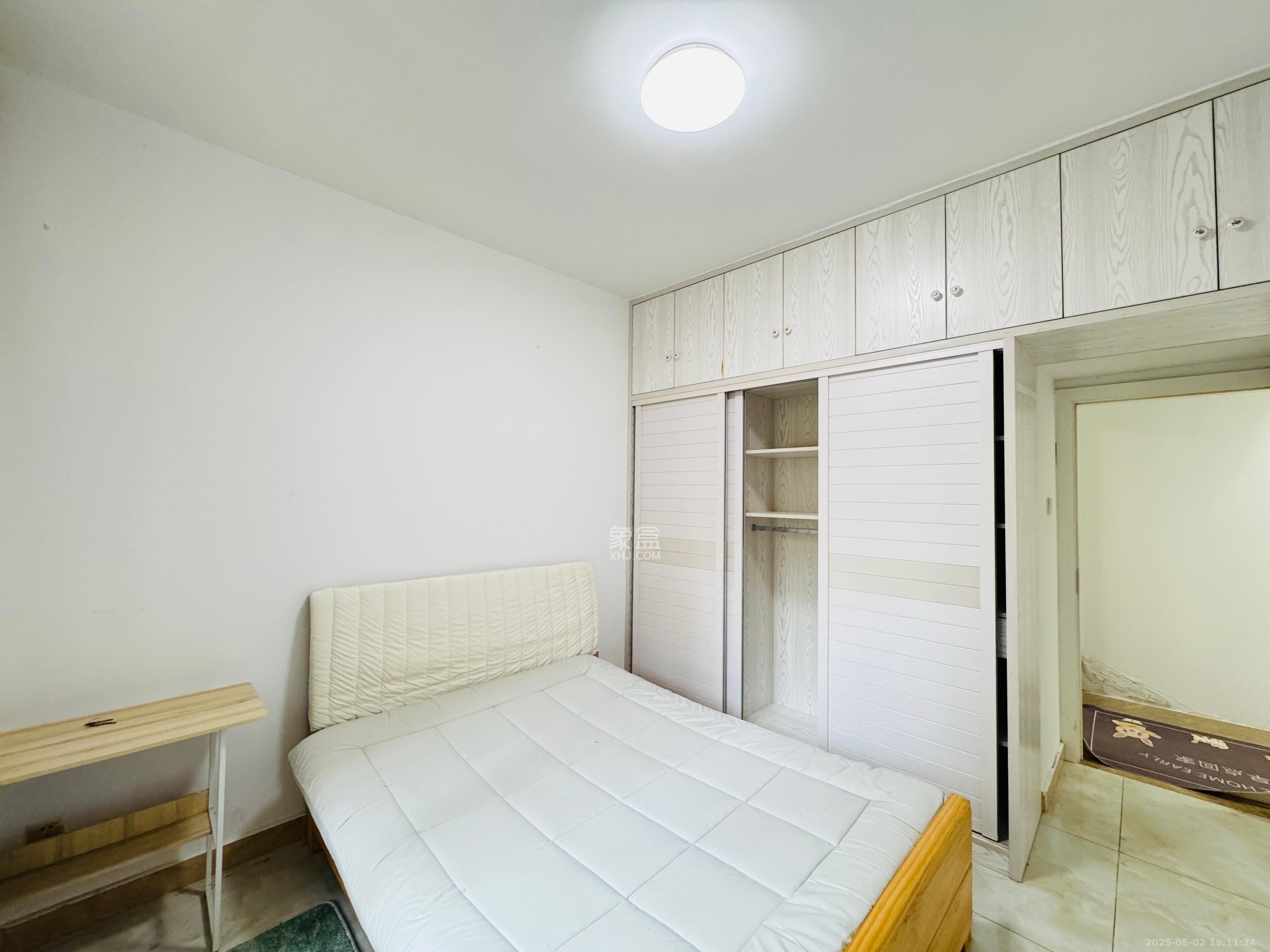 乾城（兴旺乾城）  4室2厅1卫    2360.0元/月室内图