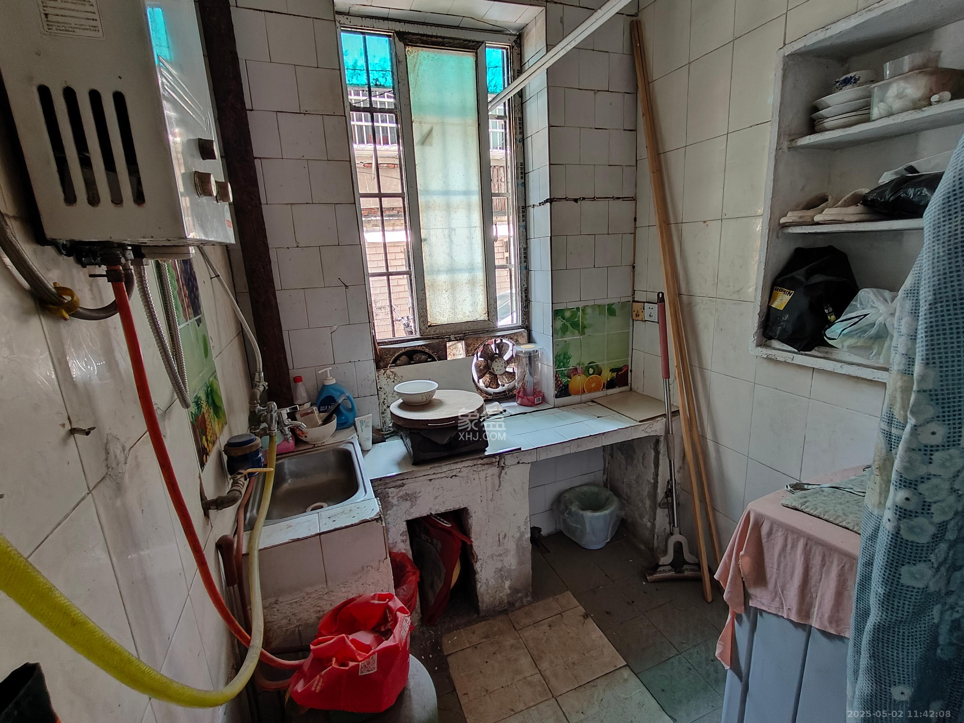 牛婆塘社区 1室1厅1卫 900.0元/月 牛婆塘社区 1室1厅1卫 900.0元/月室内图