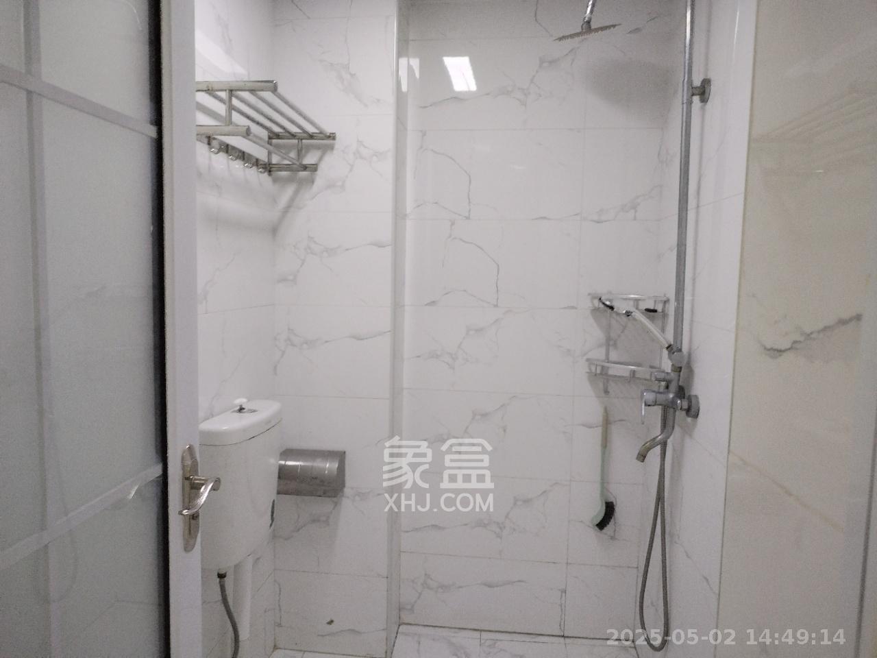 乾源国际  1室1厅1卫   1300.00元/月室内图