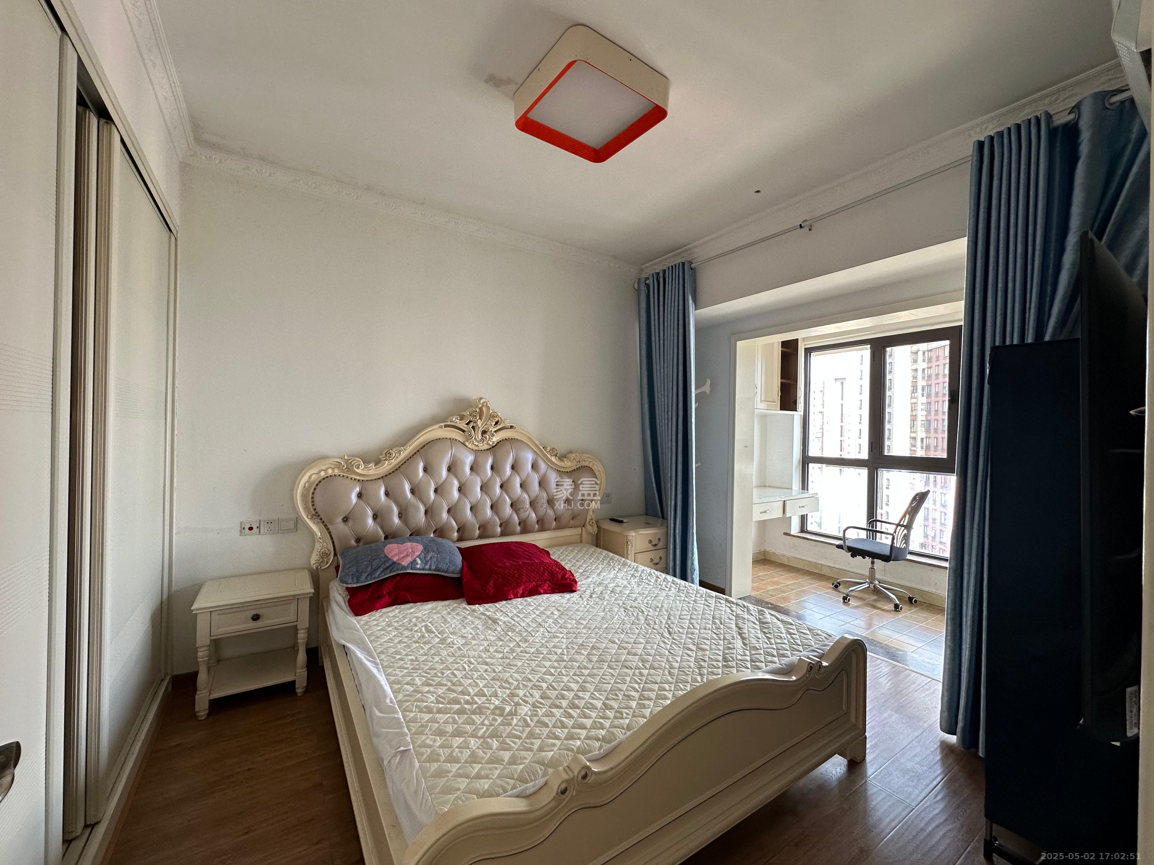 绿地海外滩一期  3室1厅1卫    2000.0元/月 绿地海外滩一期  3室1厅1卫    2000.0元/月室内图