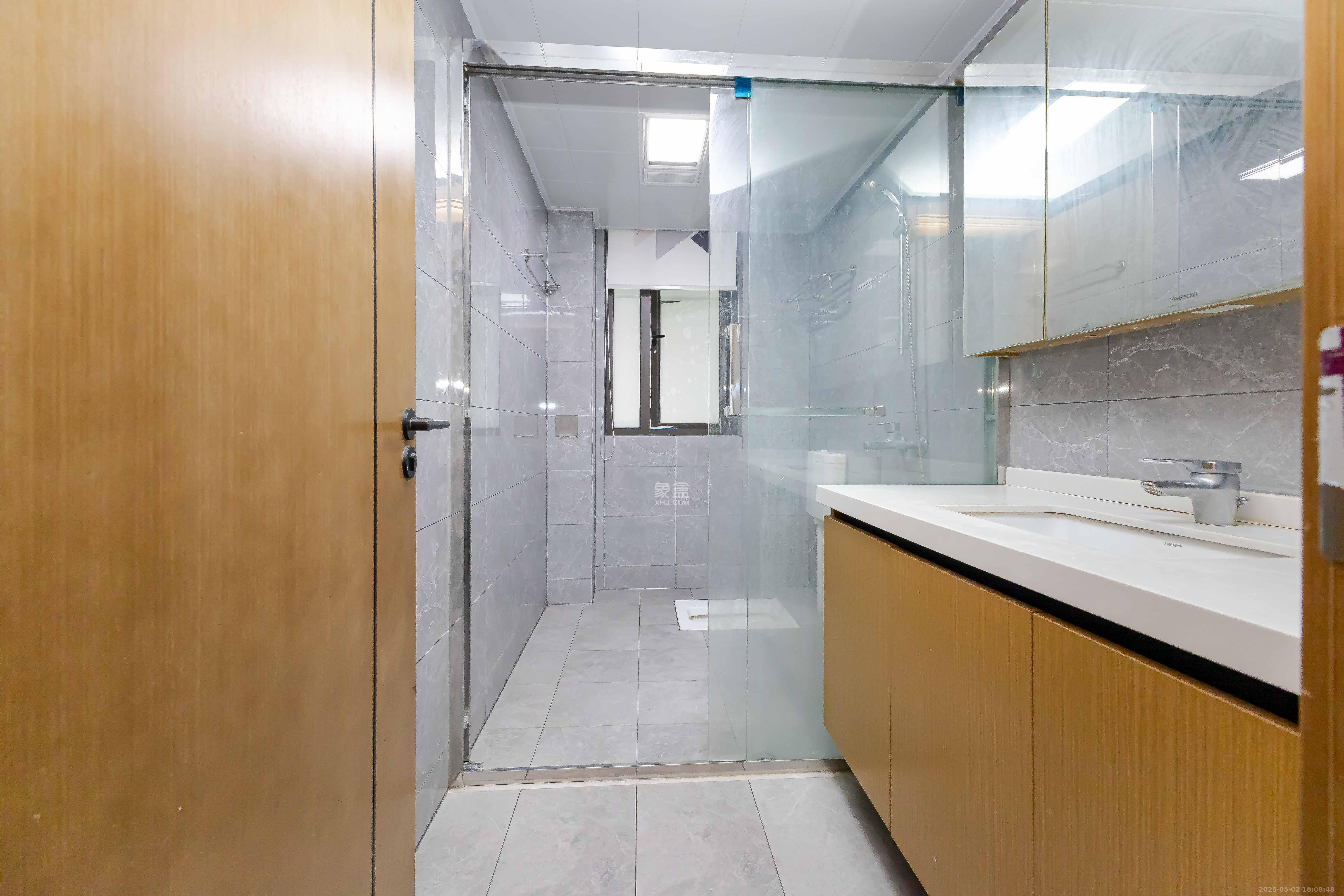 润和滨江府 4室2厅2卫 119.8万 润和滨江府 4室2厅2卫 119.8万卫生间