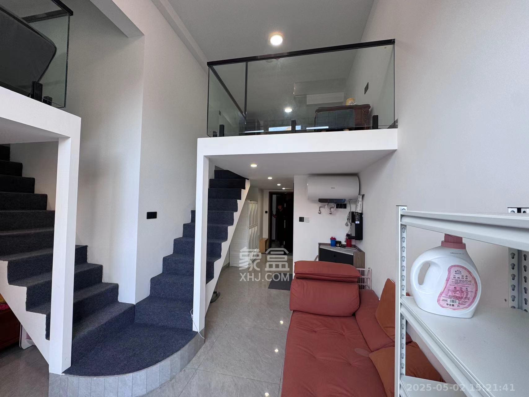 新长海D1站 1室0厅0卫 1400.0元/月 新长海D1站 1室0厅0卫 1400.0元/月室内图