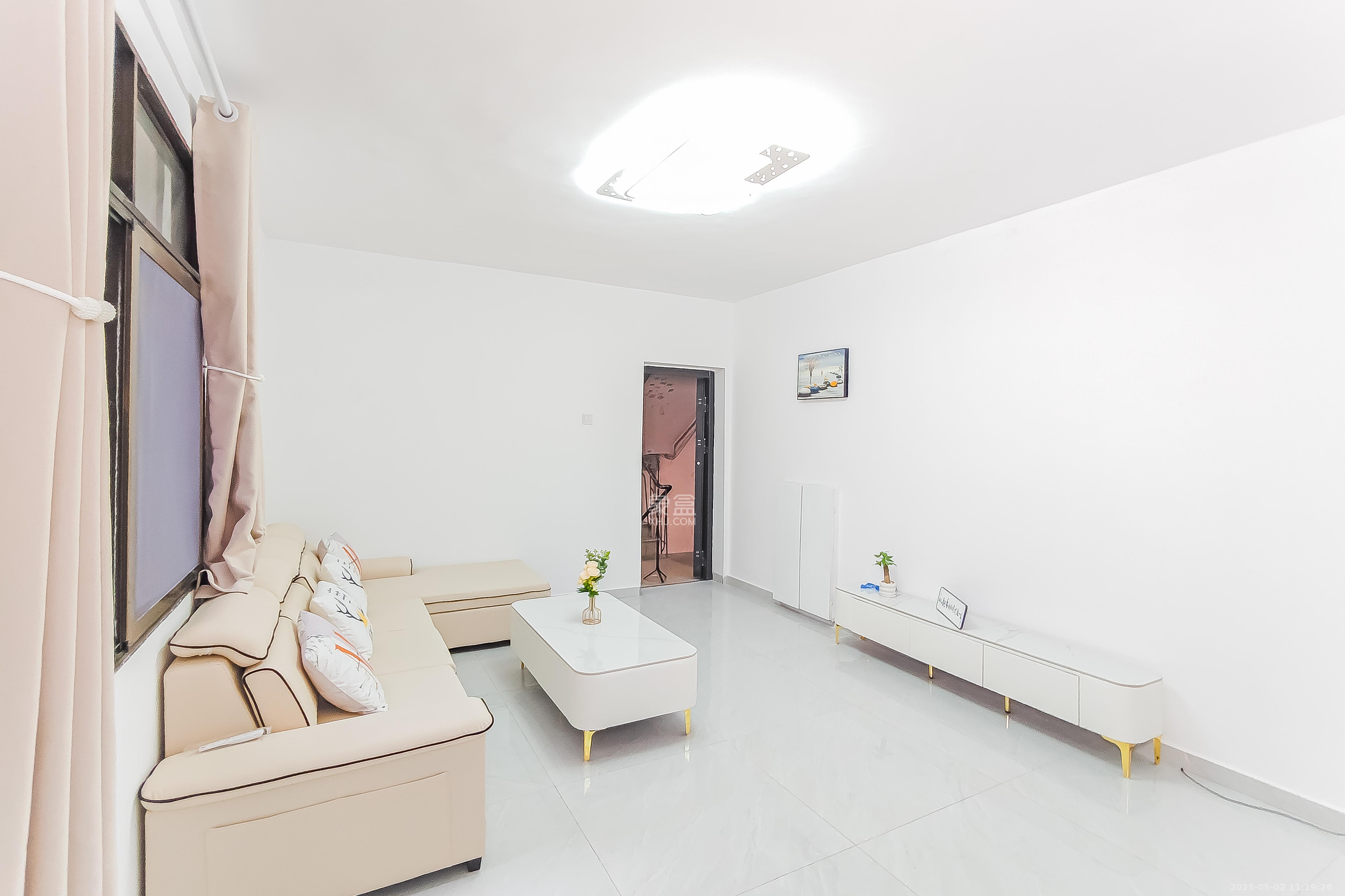 复兴街77号建行宿舍 2室2厅1卫 2880.0元/月 复兴街77号建行宿舍 2室2厅1卫 2880.0元/月室内图