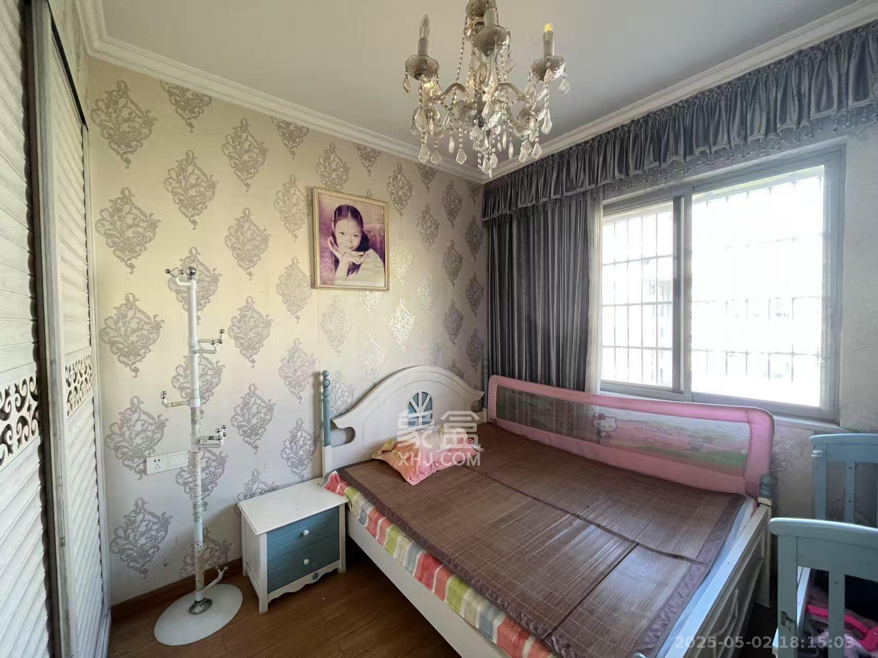 阳光100二期 3室2厅2卫 3500.0元/月 阳光100二期 3室2厅2卫 3500.0元/月室内图