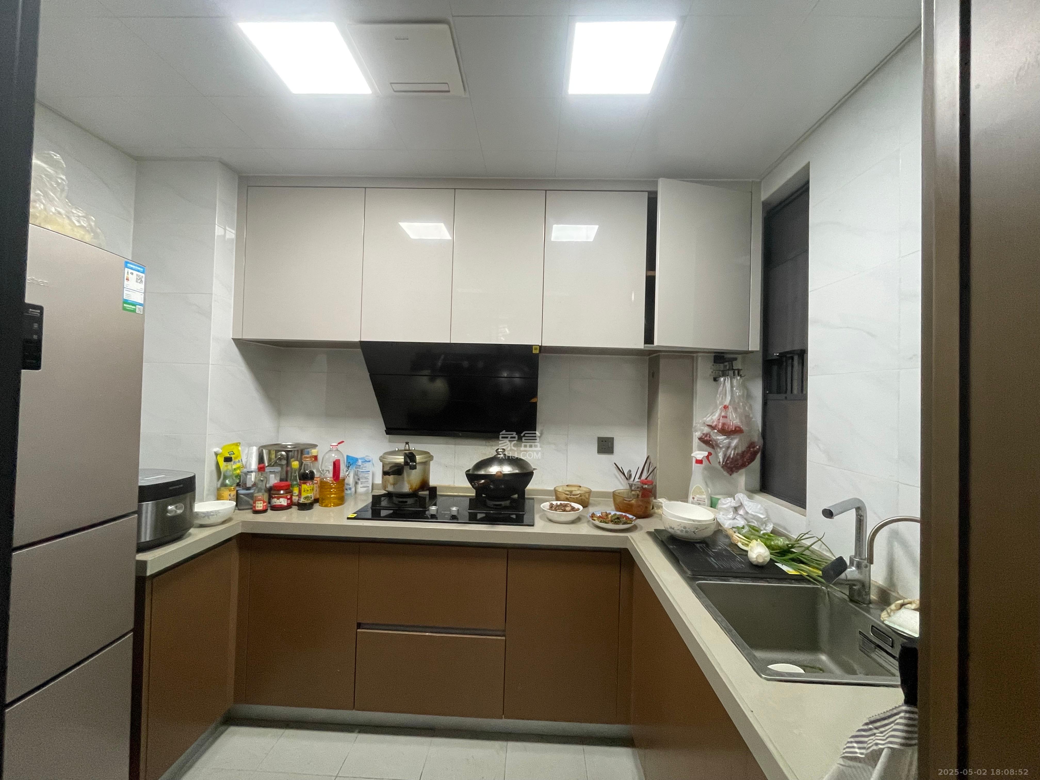 北辰时光里  3室2厅2卫   3880.00元/月室内图1