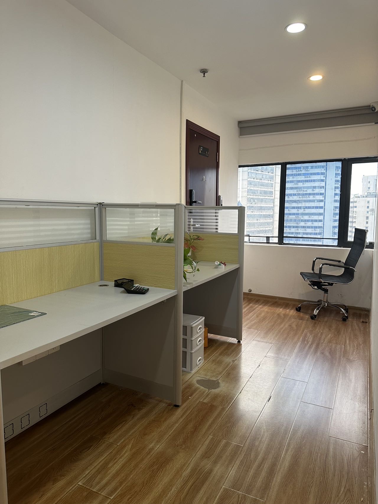 中衡大厦  1室0厅0卫   7000.00元/月室内图