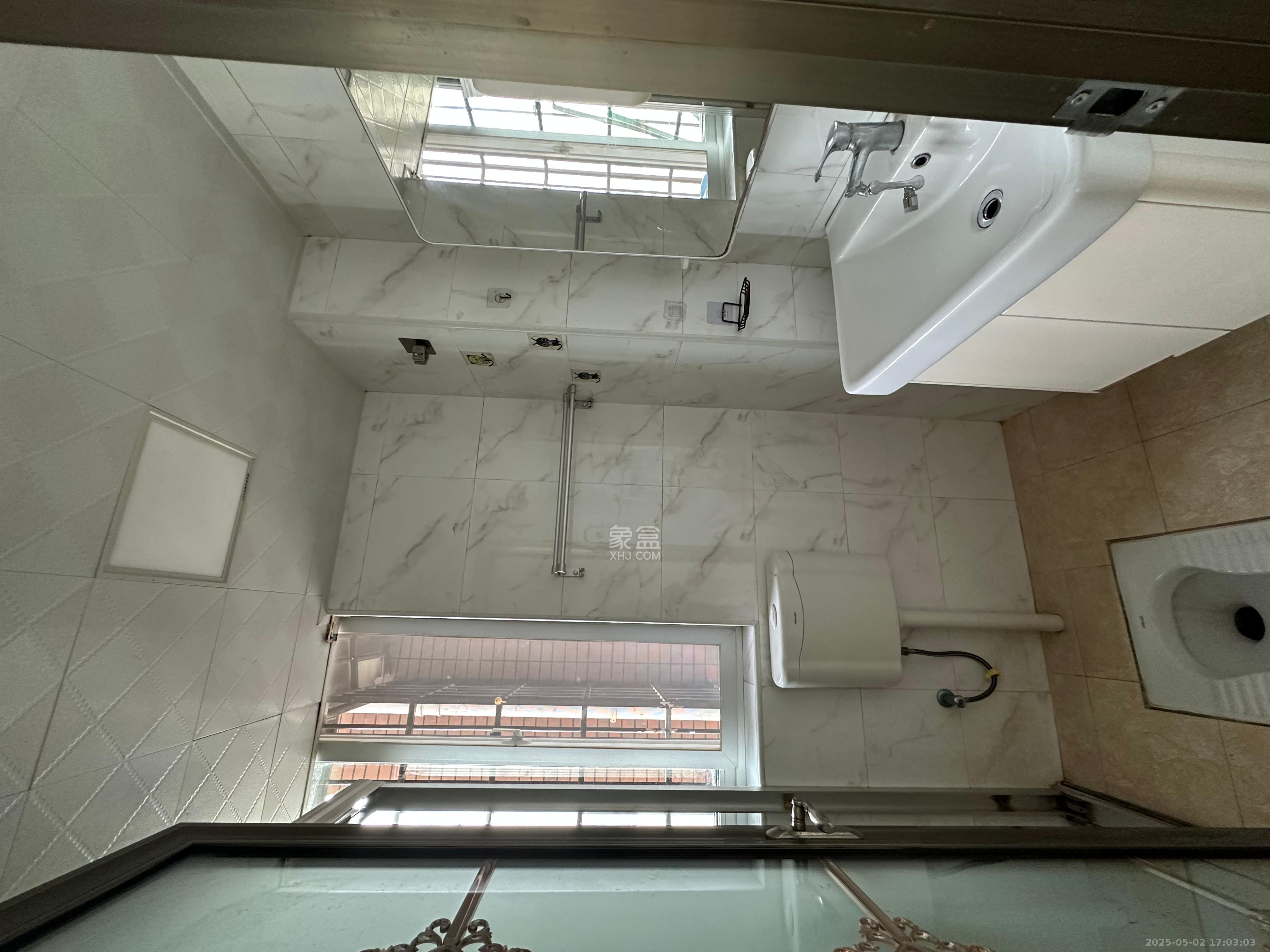 绿地海外滩一期  3室1厅1卫    2000.0元/月 绿地海外滩一期  3室1厅1卫    2000.0元/月室内图