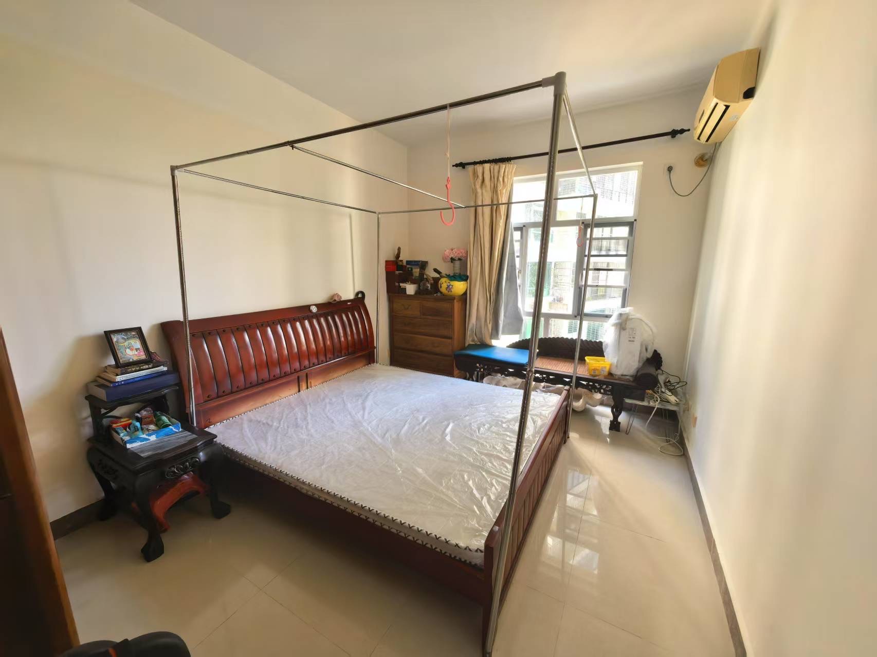 燕泰国际花园 2室2厅1卫 95.0万 燕泰国际花园 2室2厅1卫 95.0万客厅