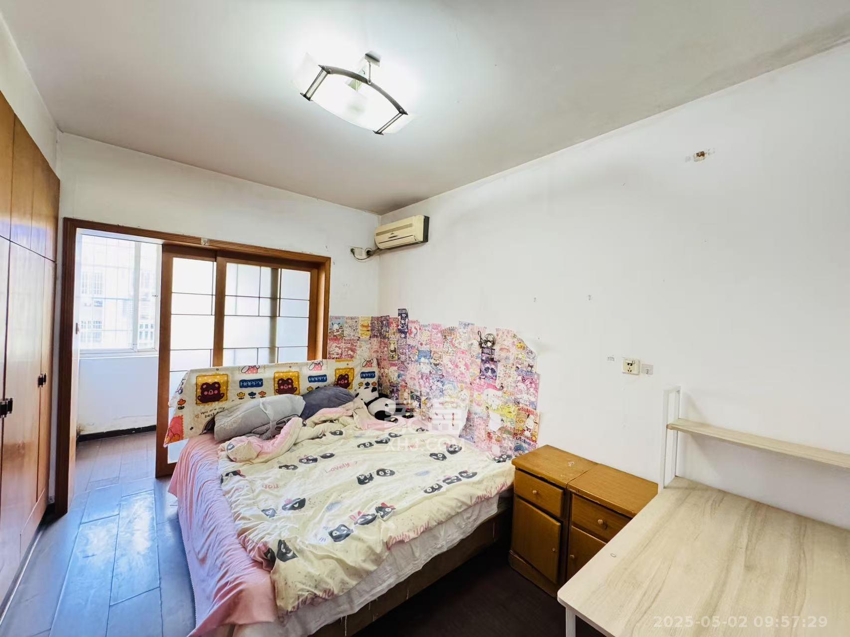 公交金盆小区 2室2厅1卫 1000.0元/月 公交金盆小区 2室2厅1卫 1000.0元/月室内图