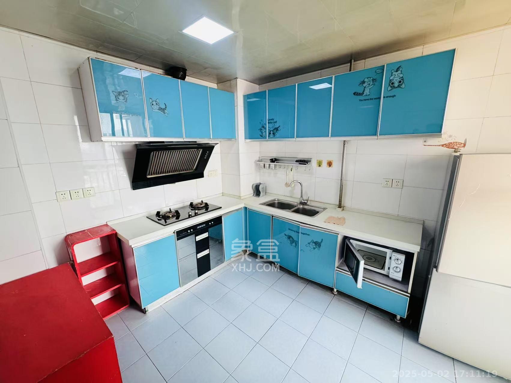 天城湖光山色 2室1厅1卫 2500.0元/月 天城湖光山色 2室1厅1卫 2500.0元/月室内图