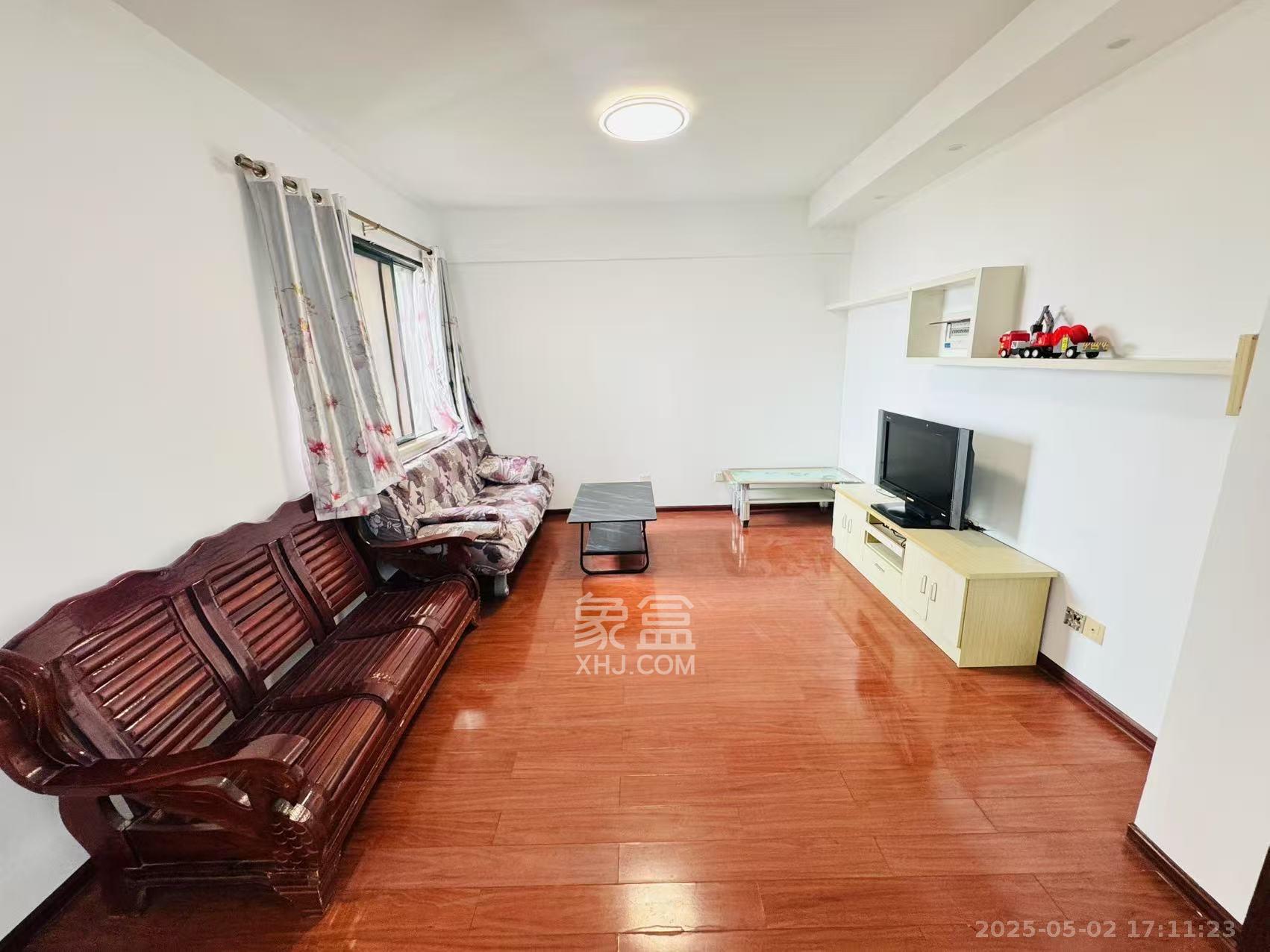 天城湖光山色 2室1厅1卫 2500.0元/月 天城湖光山色 2室1厅1卫 2500.0元/月室内图