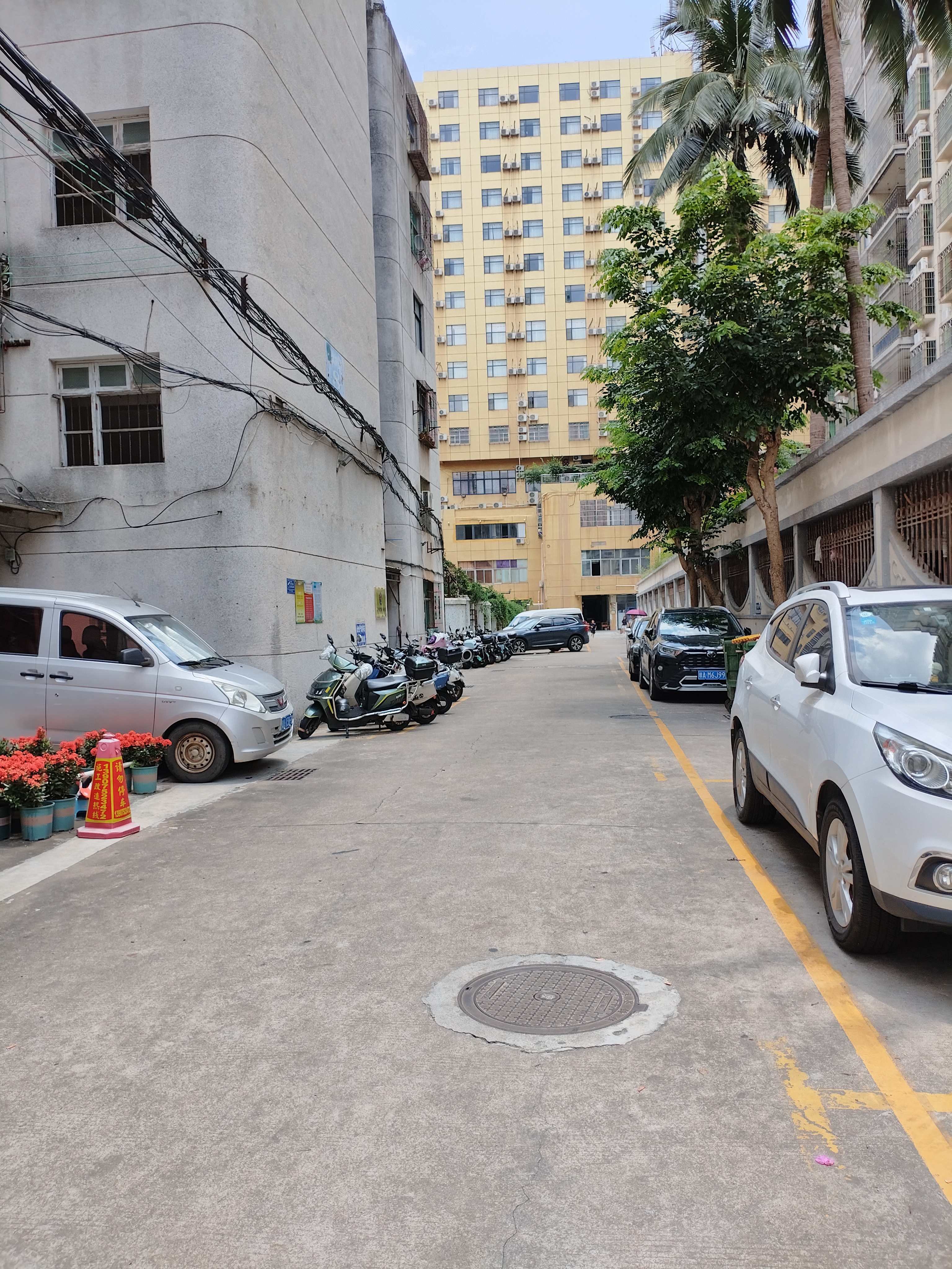 榆海小区  3室2厅1卫    105.0万 榆海小区  3室2厅1卫    105.0万小区图